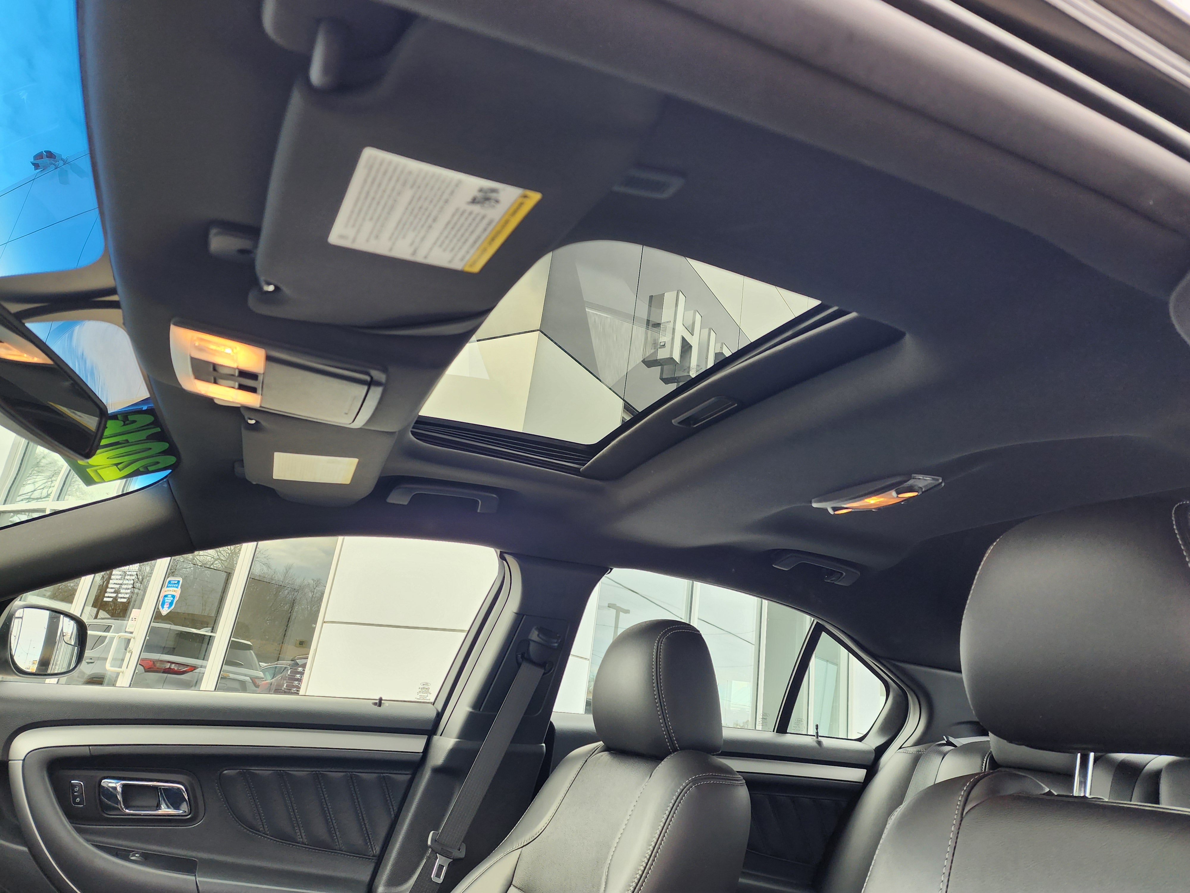 2016 Ford Taurus SEL