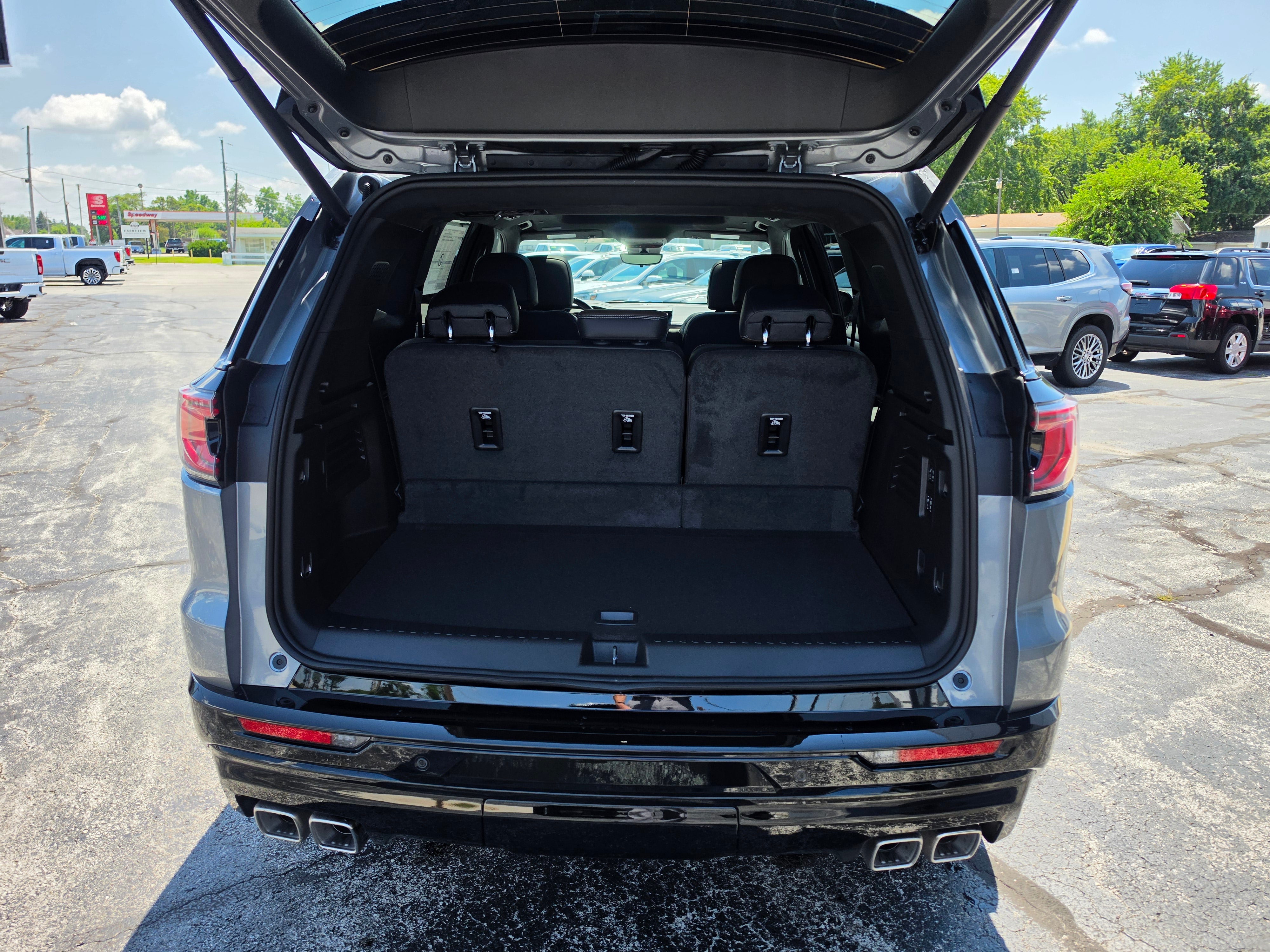 2027 GMC Acadia Denali Ultimate