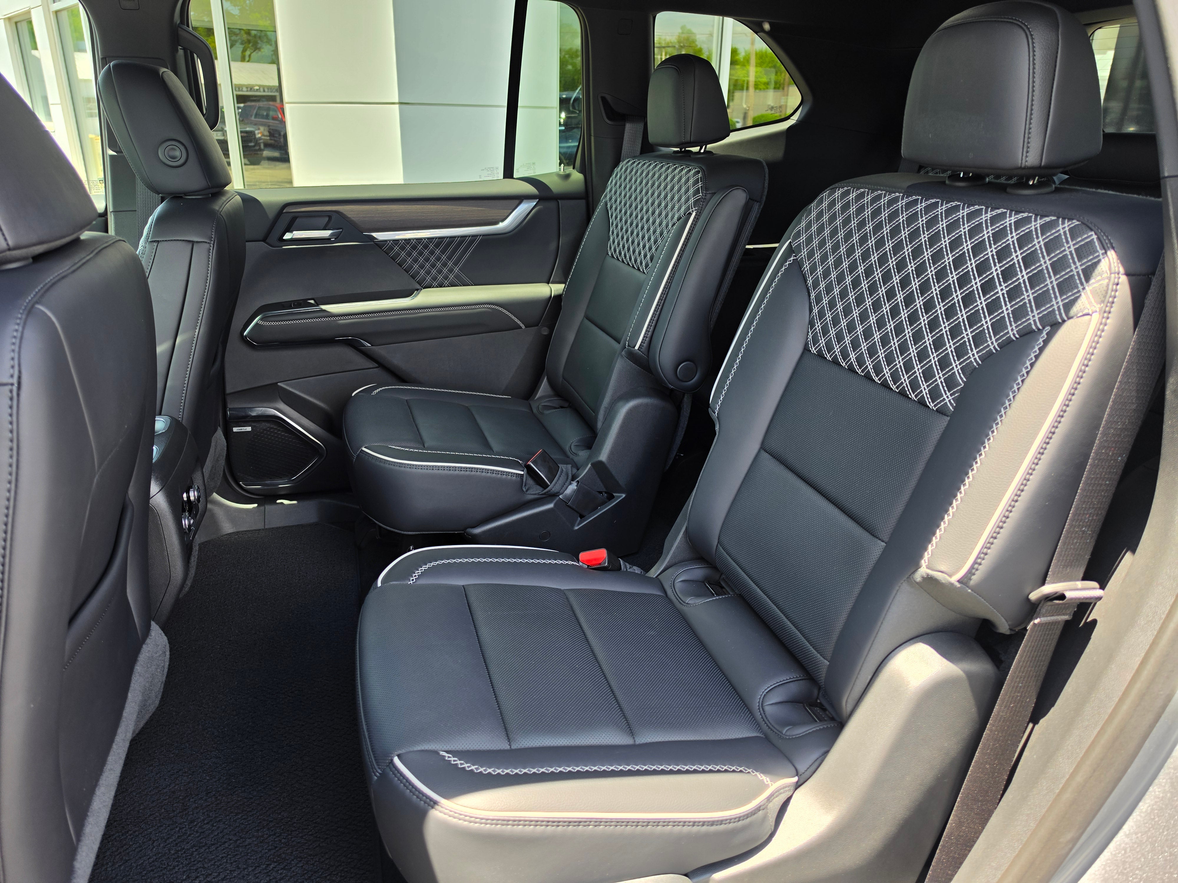 2025 GMC Acadia Denali