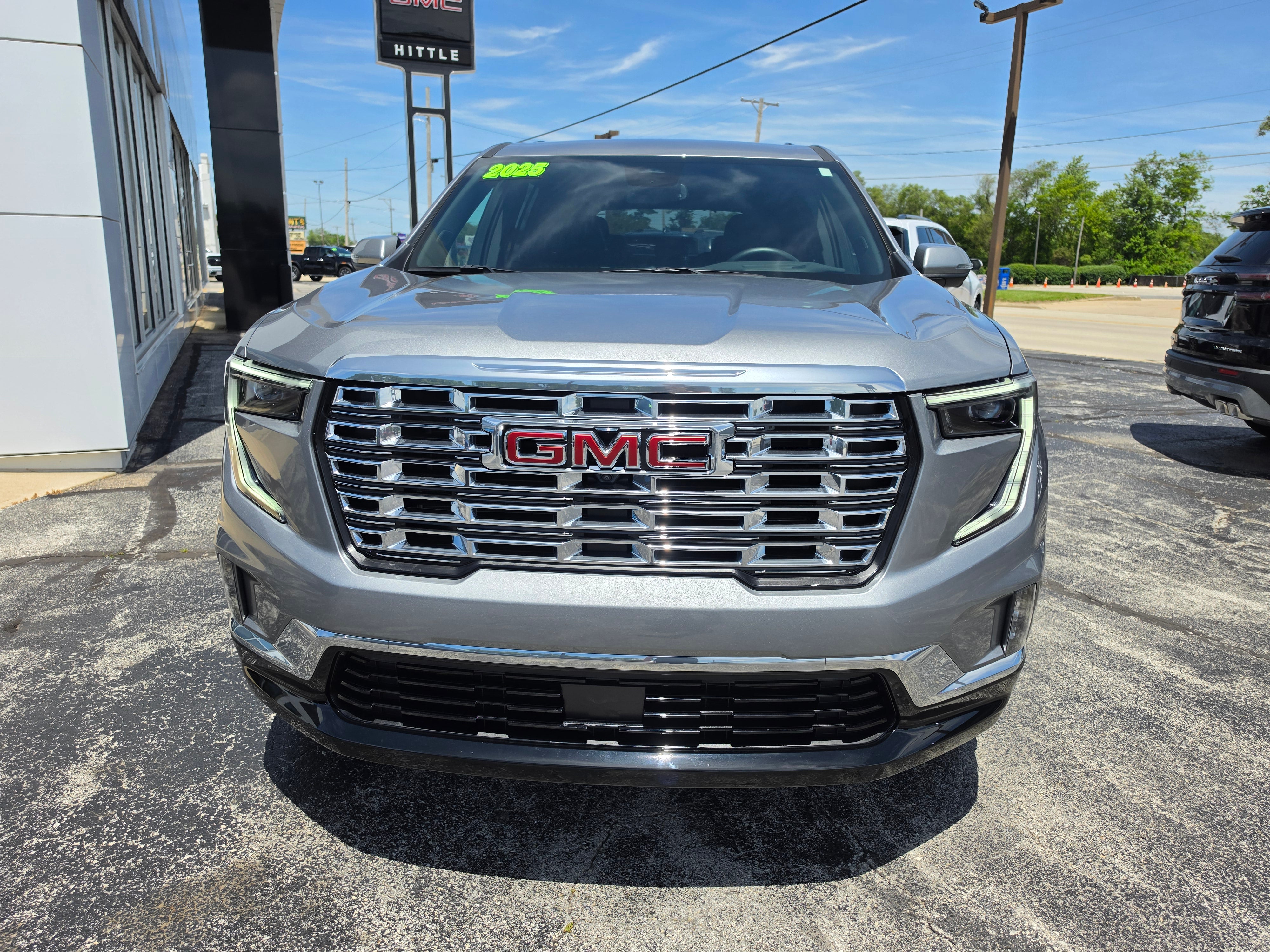 2025 GMC Acadia Denali