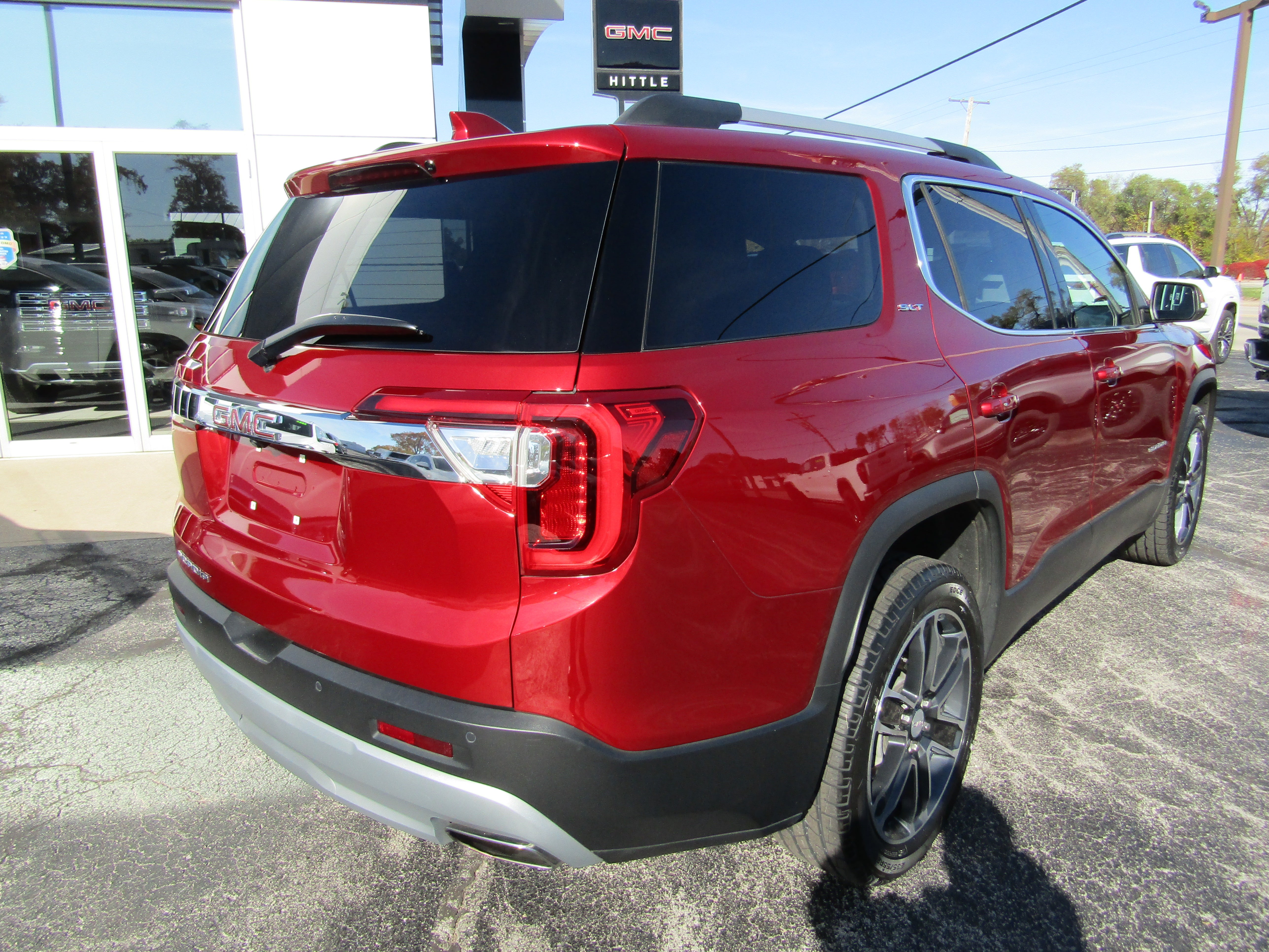 2023 GMC Acadia SLT