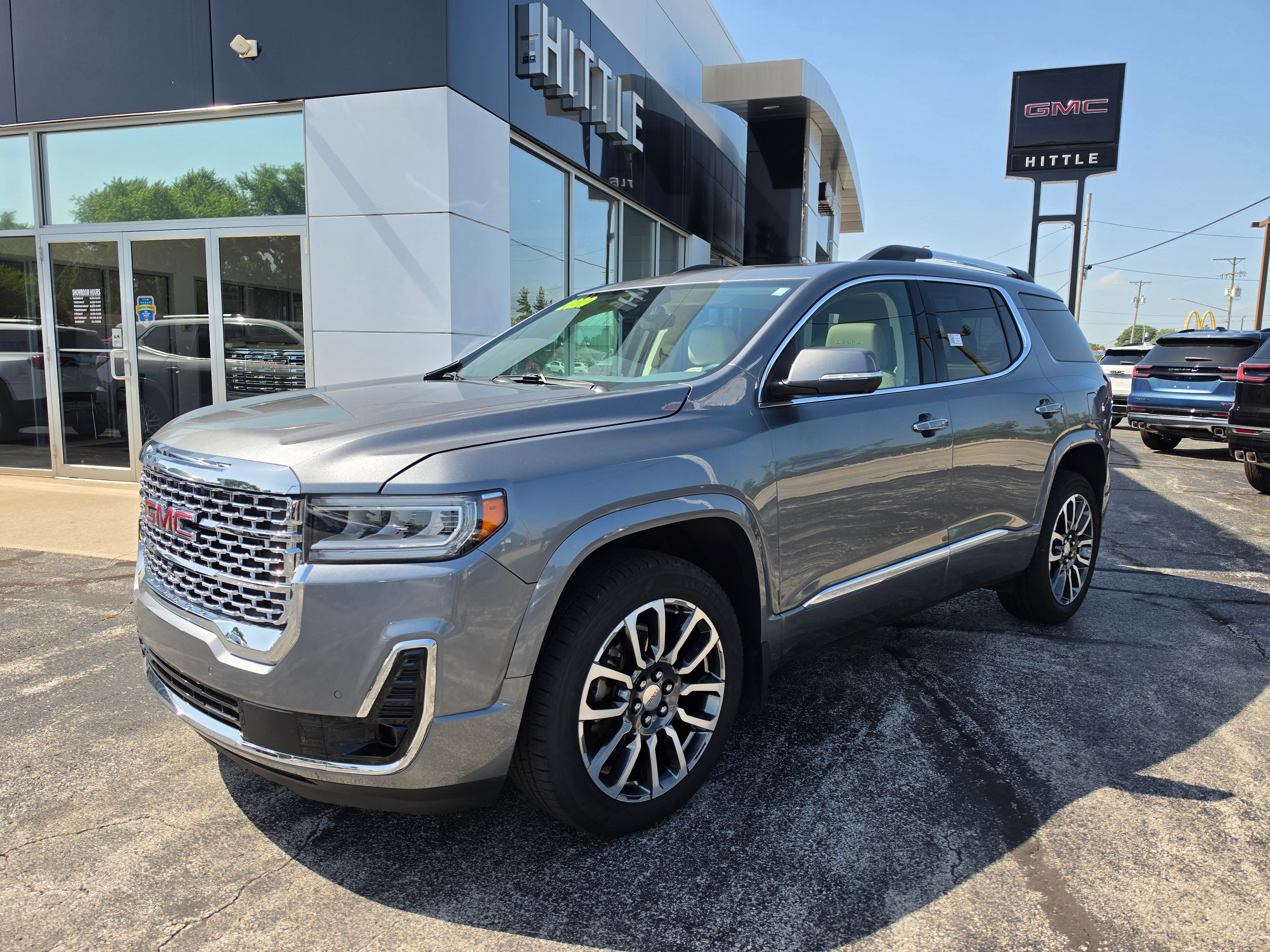 2020 GMC Acadia Denali