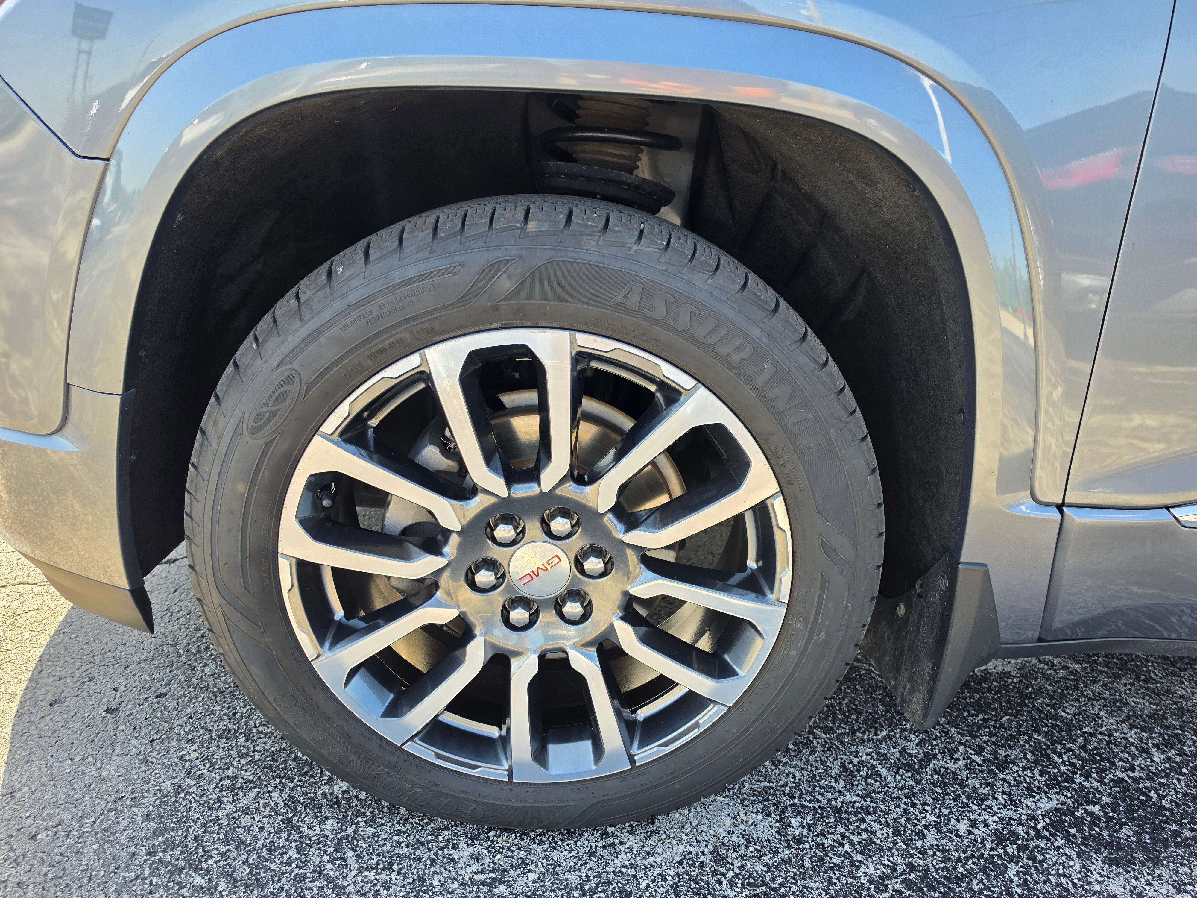 2020 GMC Acadia Denali
