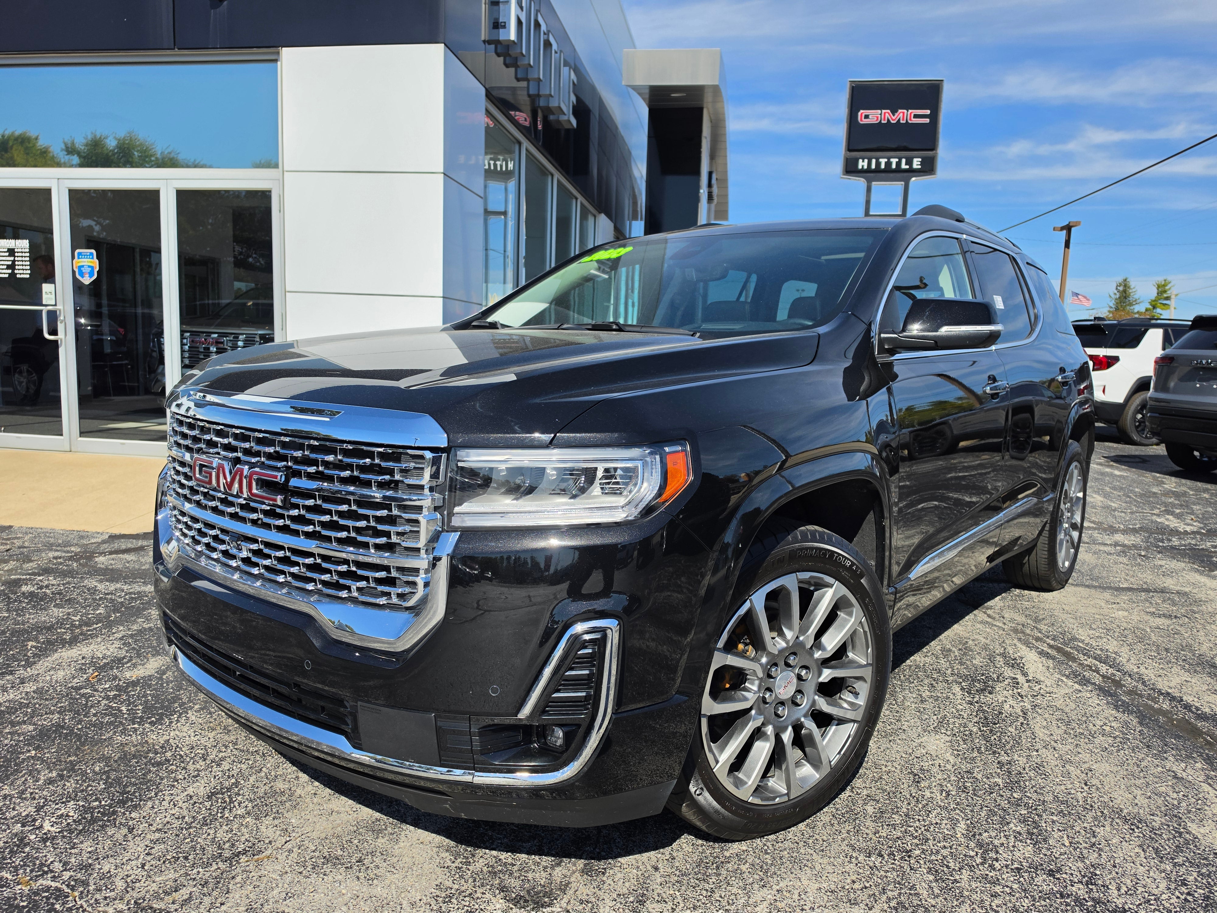 2023 GMC Acadia Denali