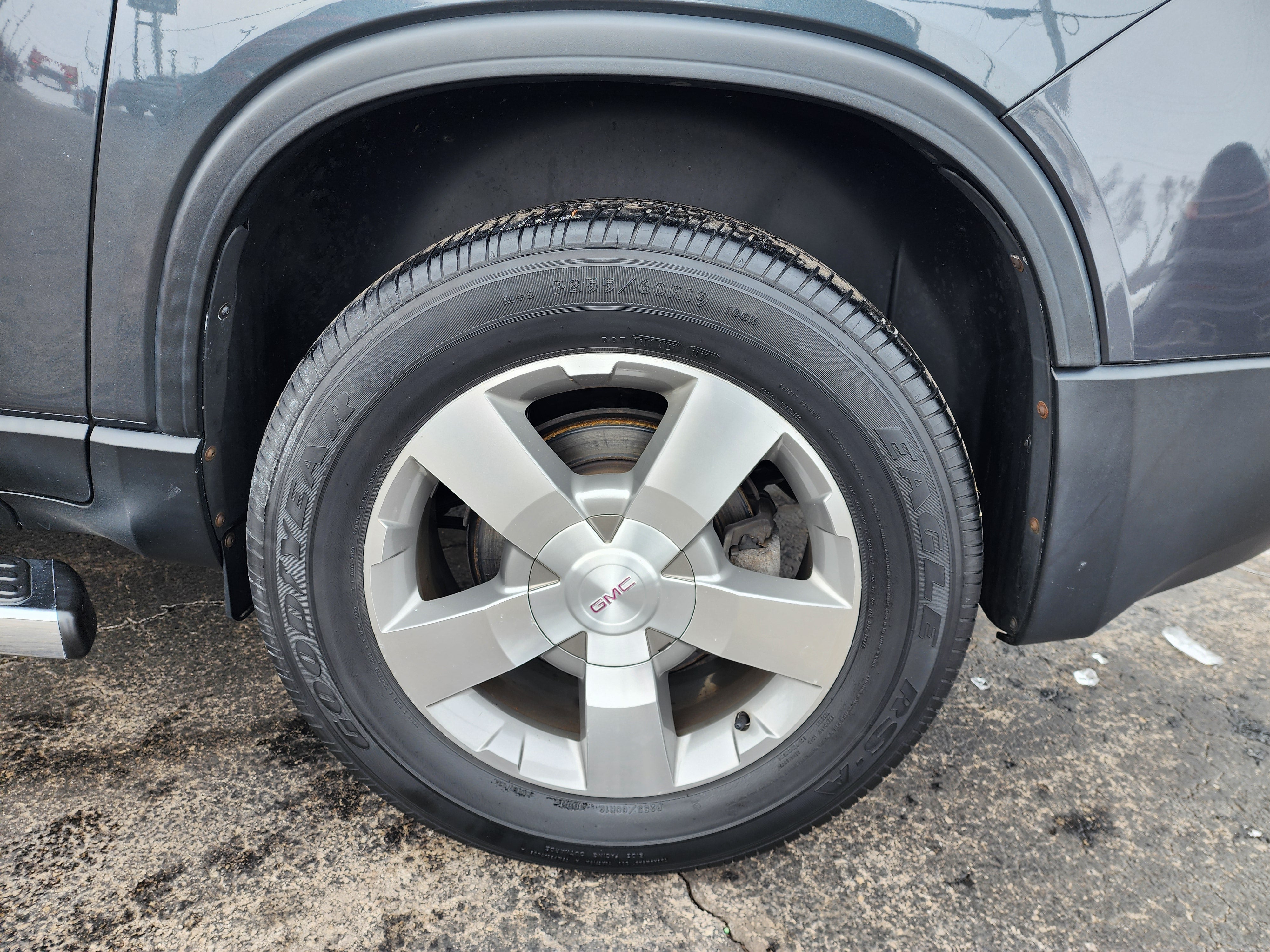 2011 GMC Acadia SLT2