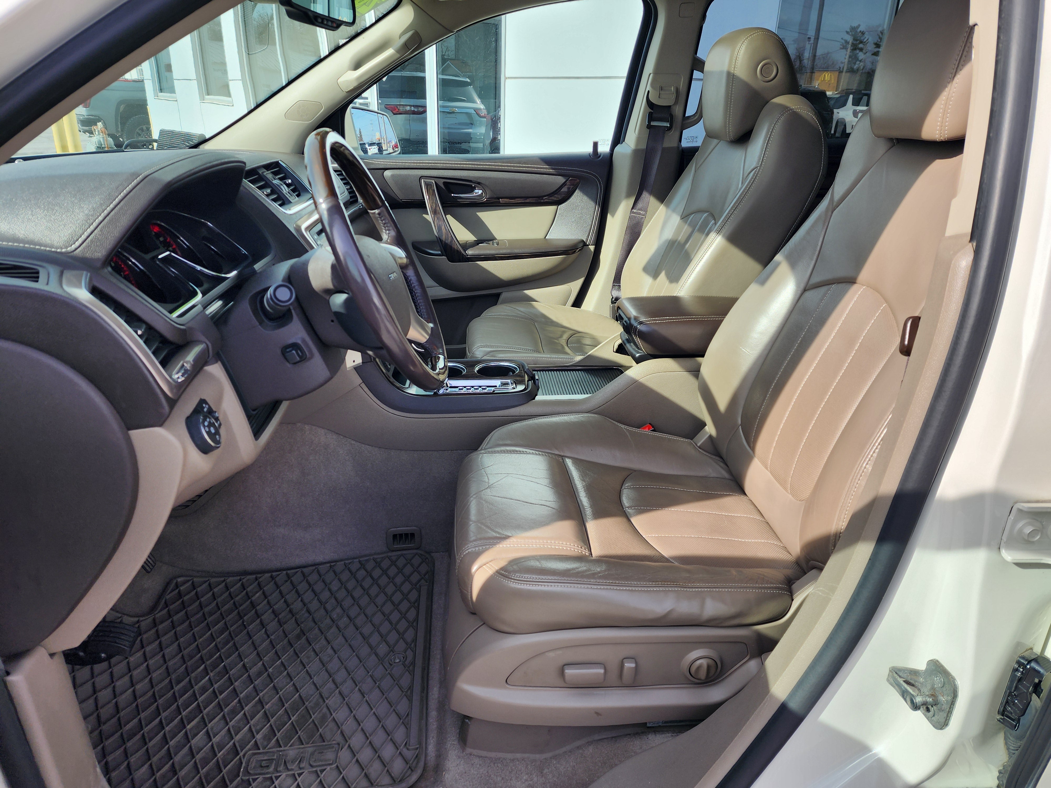 2014 GMC Acadia Denali