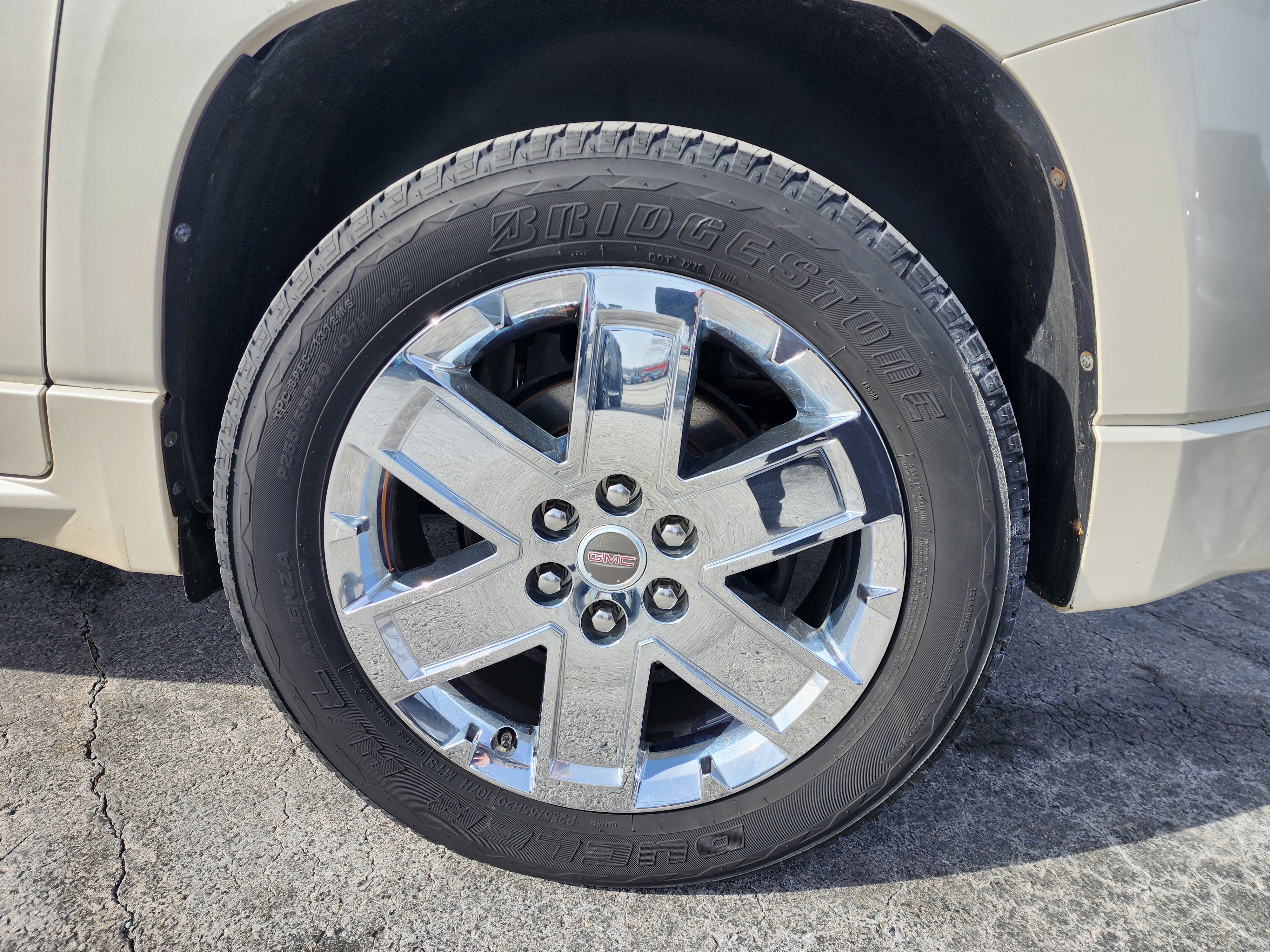 2014 GMC Acadia Denali