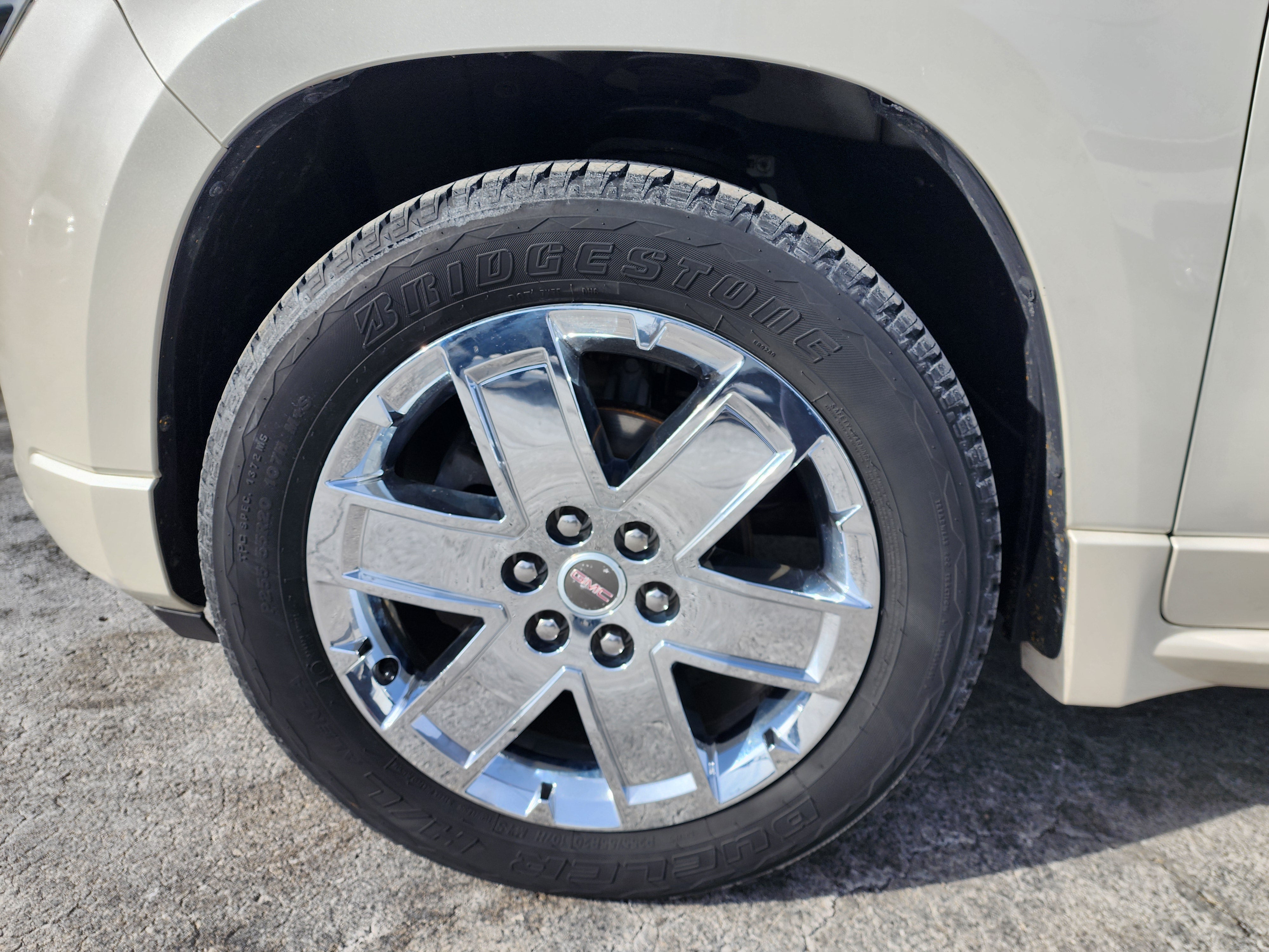 2014 GMC Acadia Denali