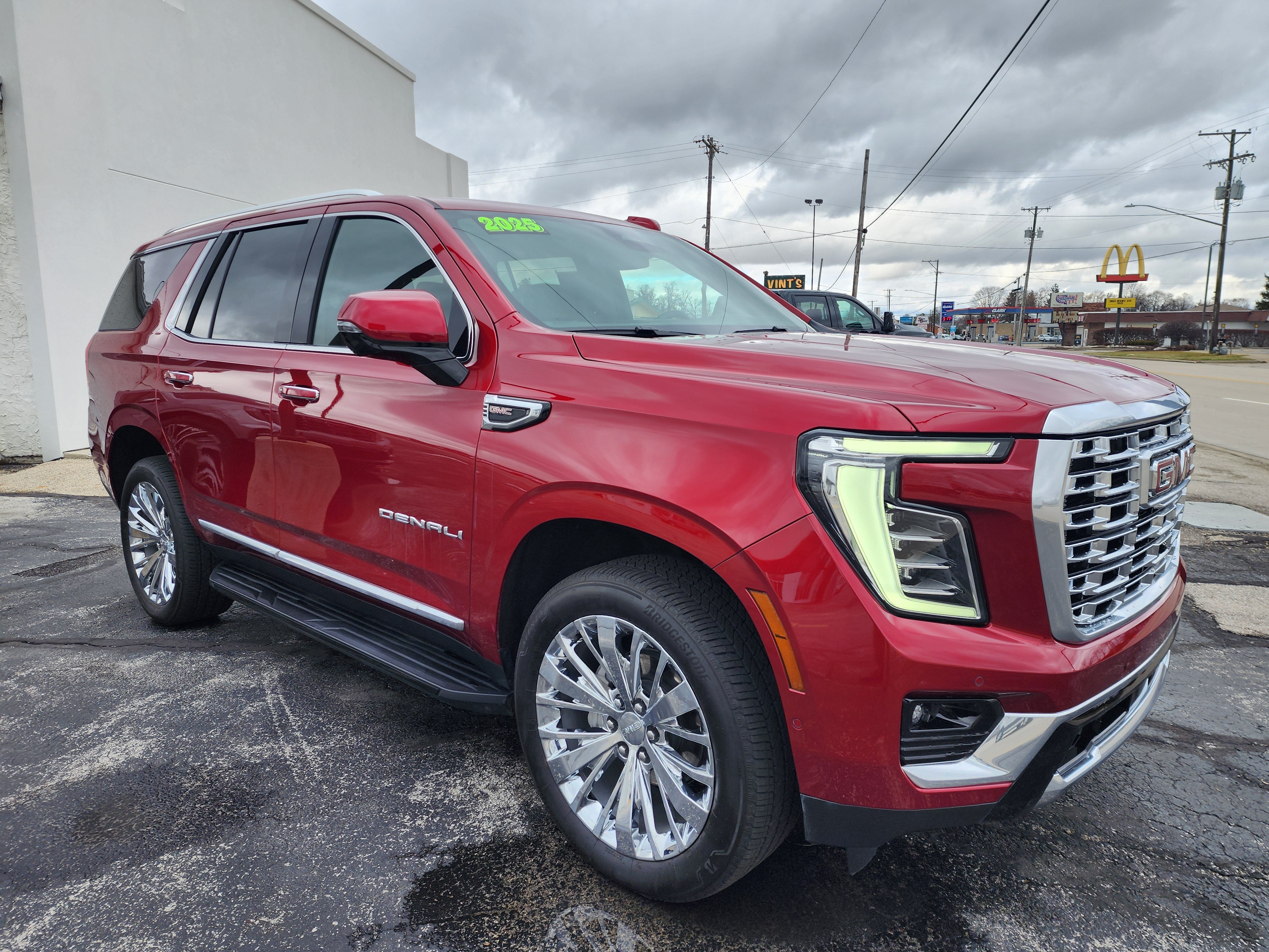 2025 GMC Yukon Denali