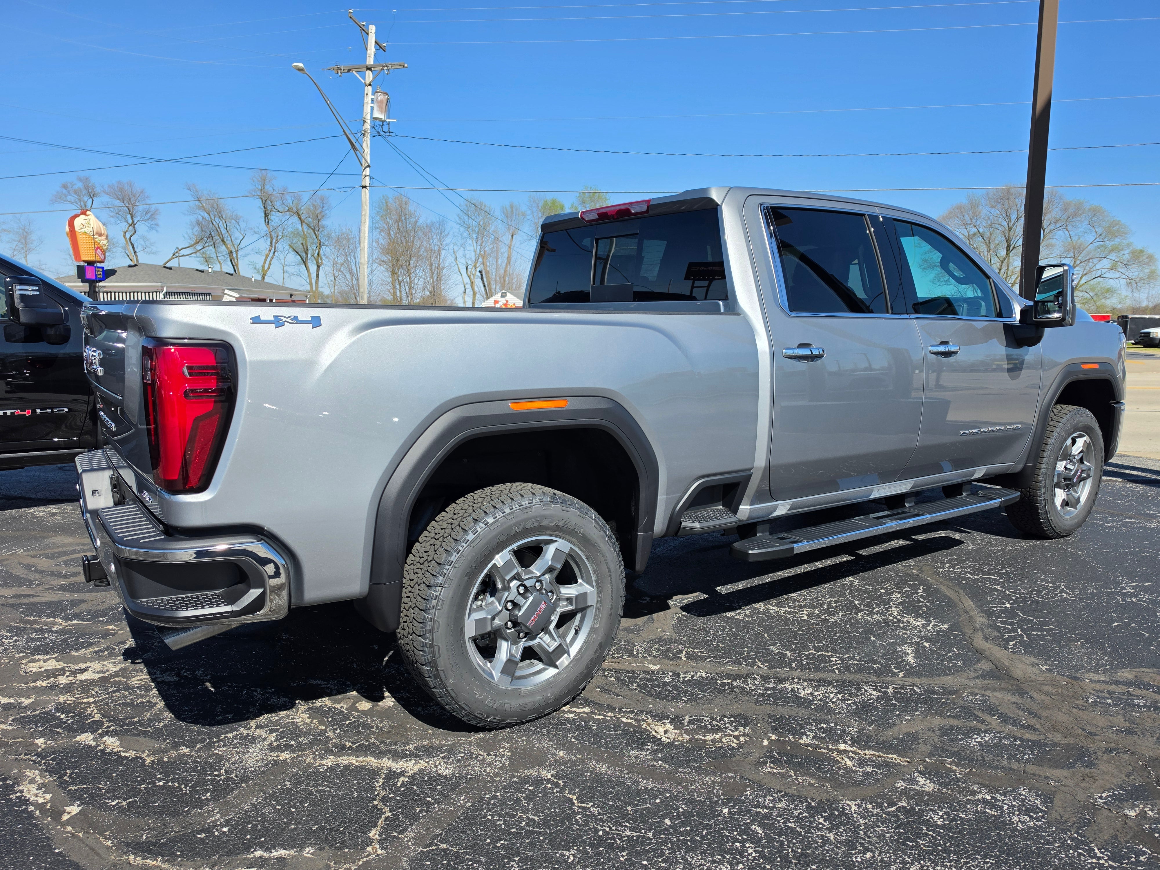 2026 GMC Sierra 2500 HD SLT