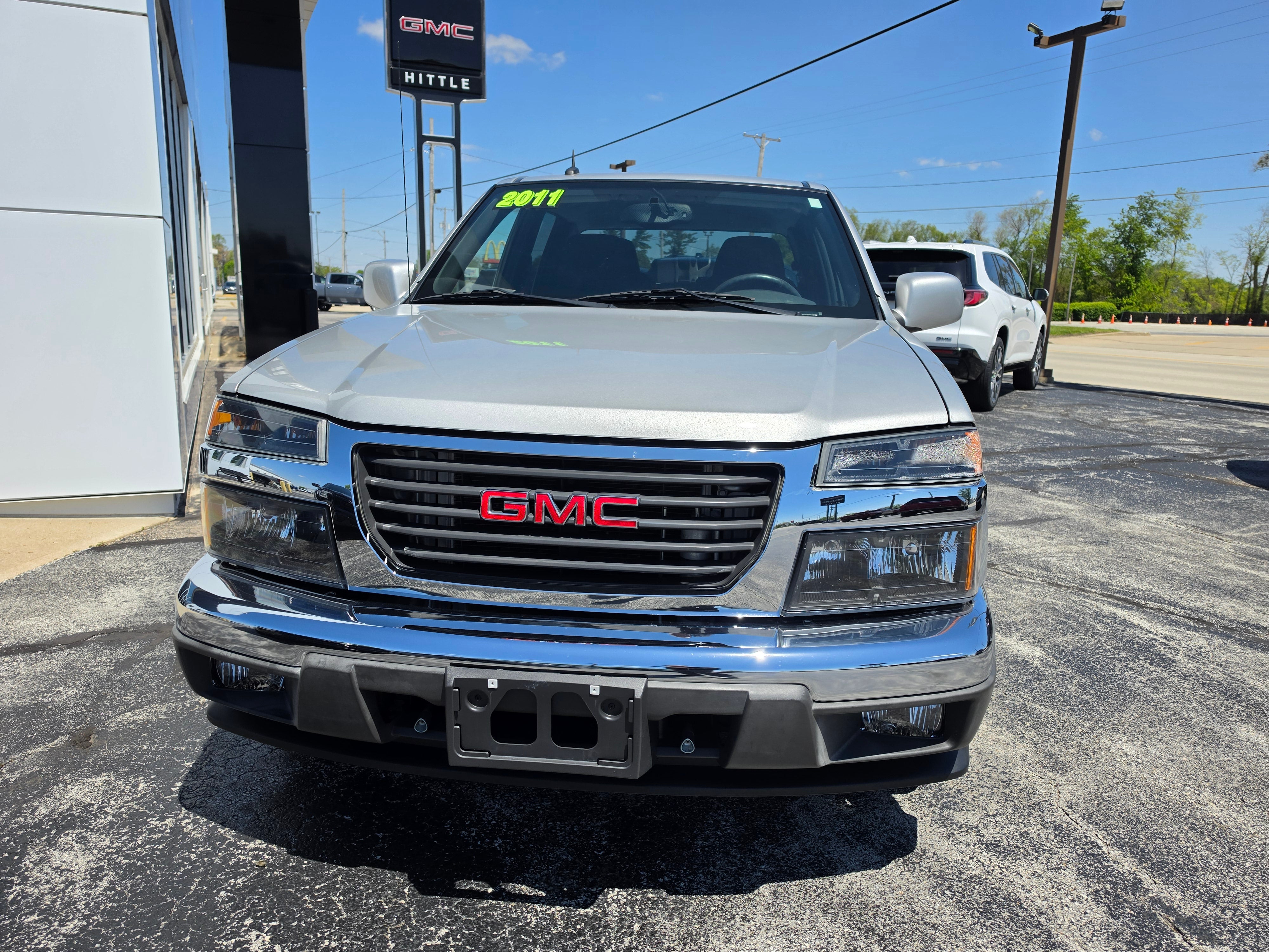 Used 2011 GMC Canyon SLE with VIN 1GTD5MFE2B8123588 for sale in Greenville, OH