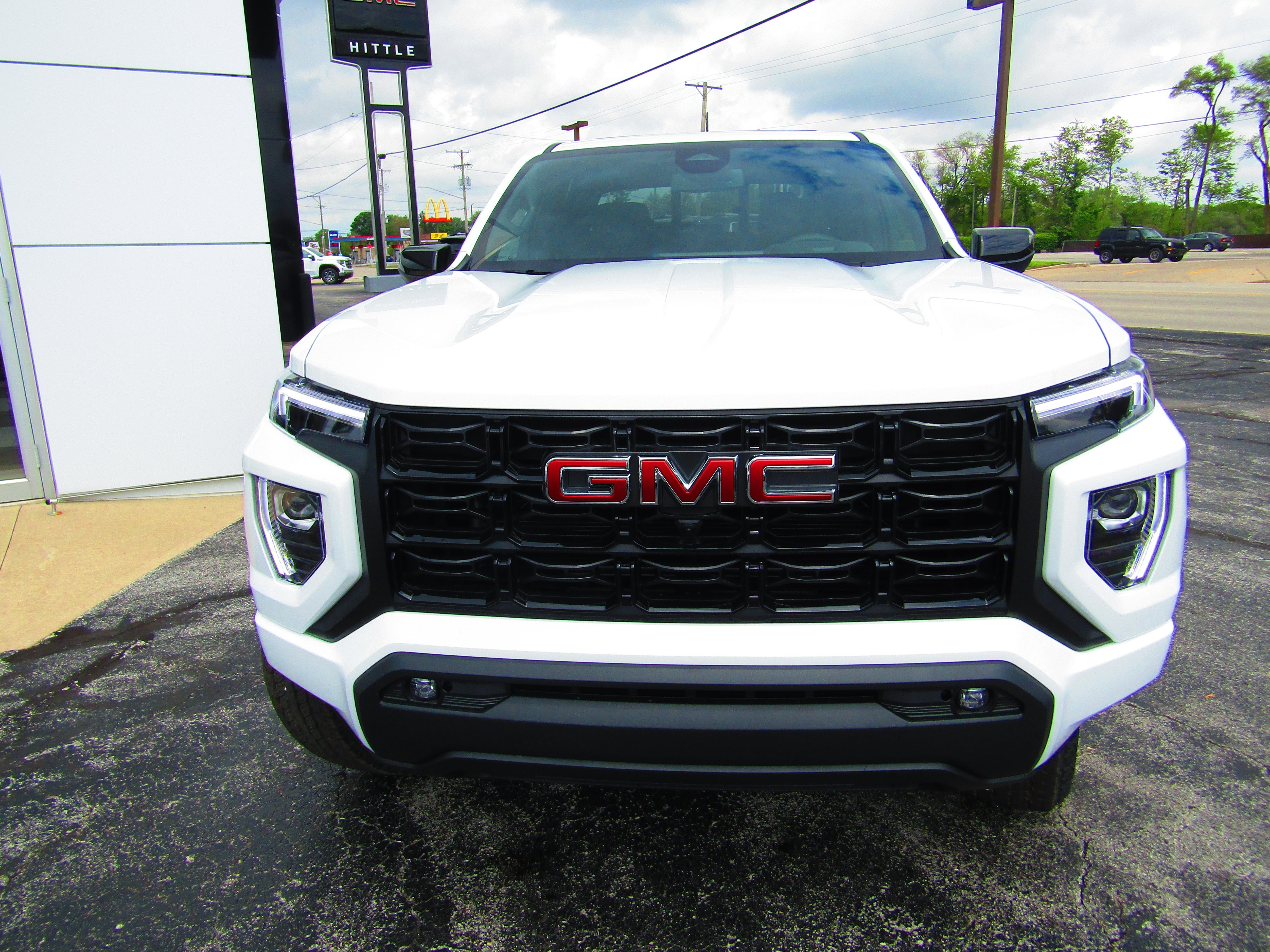 2025 GMC Canyon Elevation