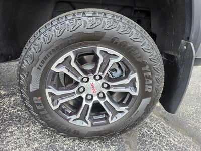 2023 GMC Canyon AT4