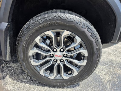 2024 GMC Canyon Denali