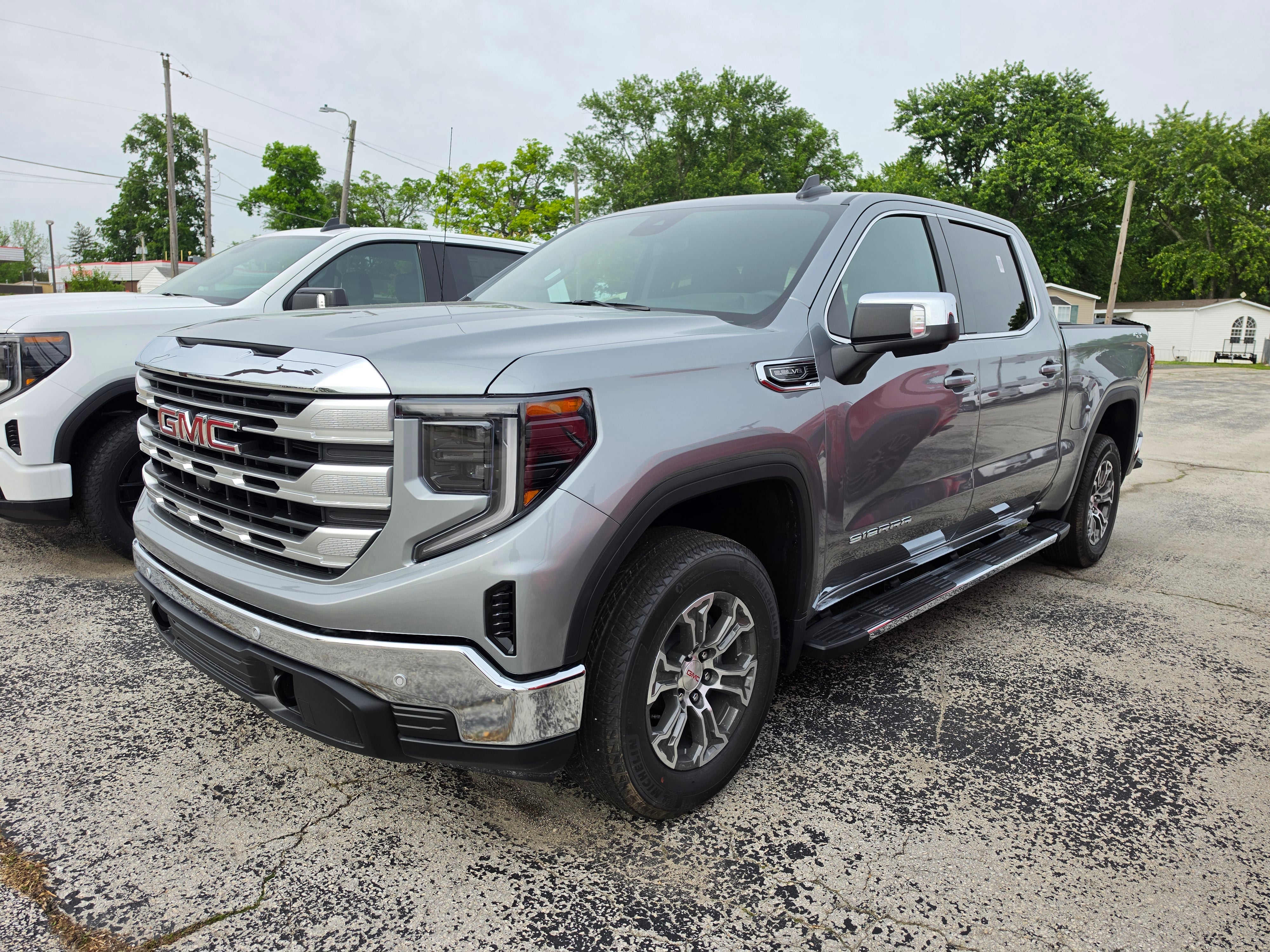 2026 GMC Sierra 1500 SLE