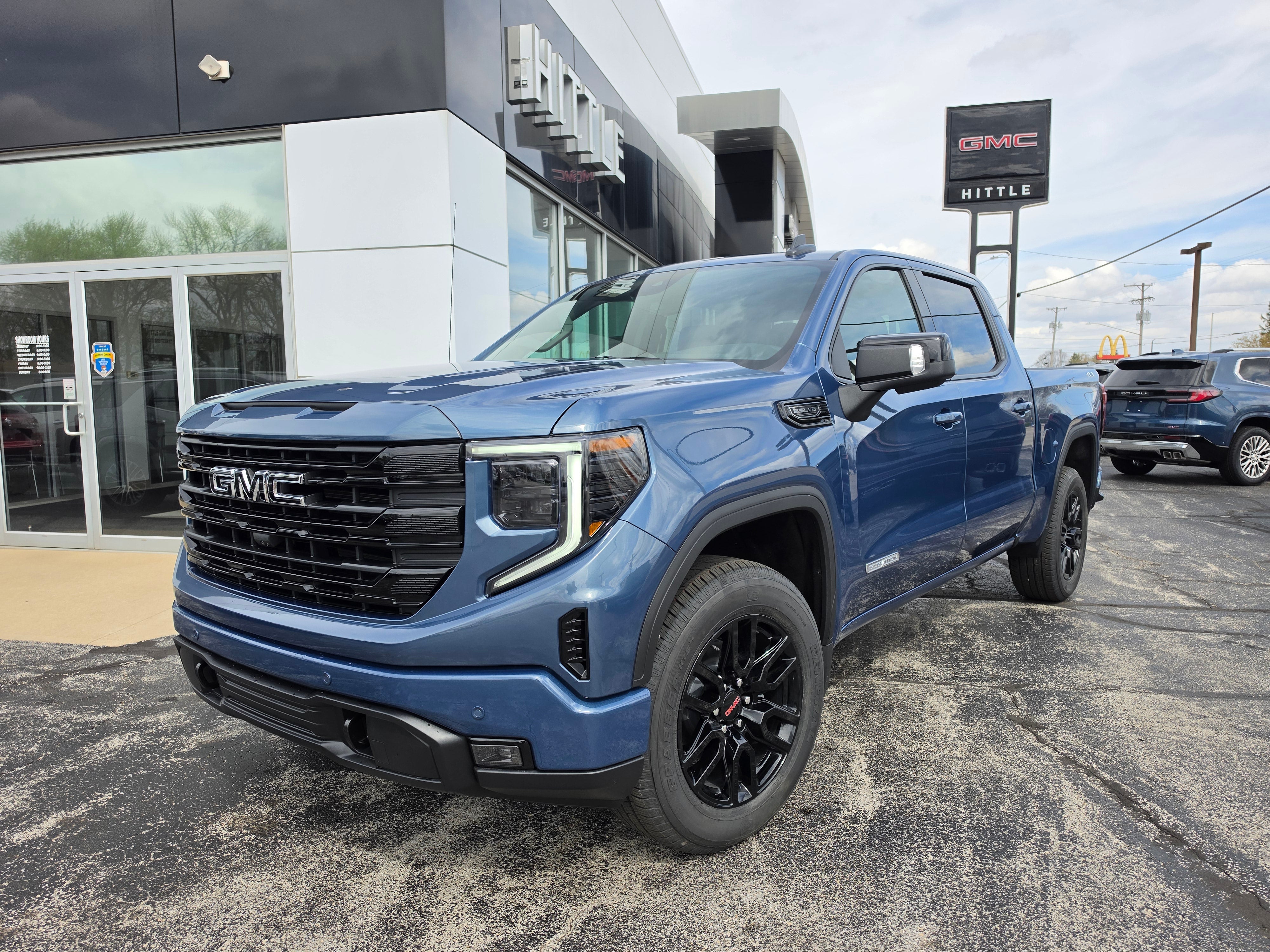 2026 GMC Sierra 1500 Elevation