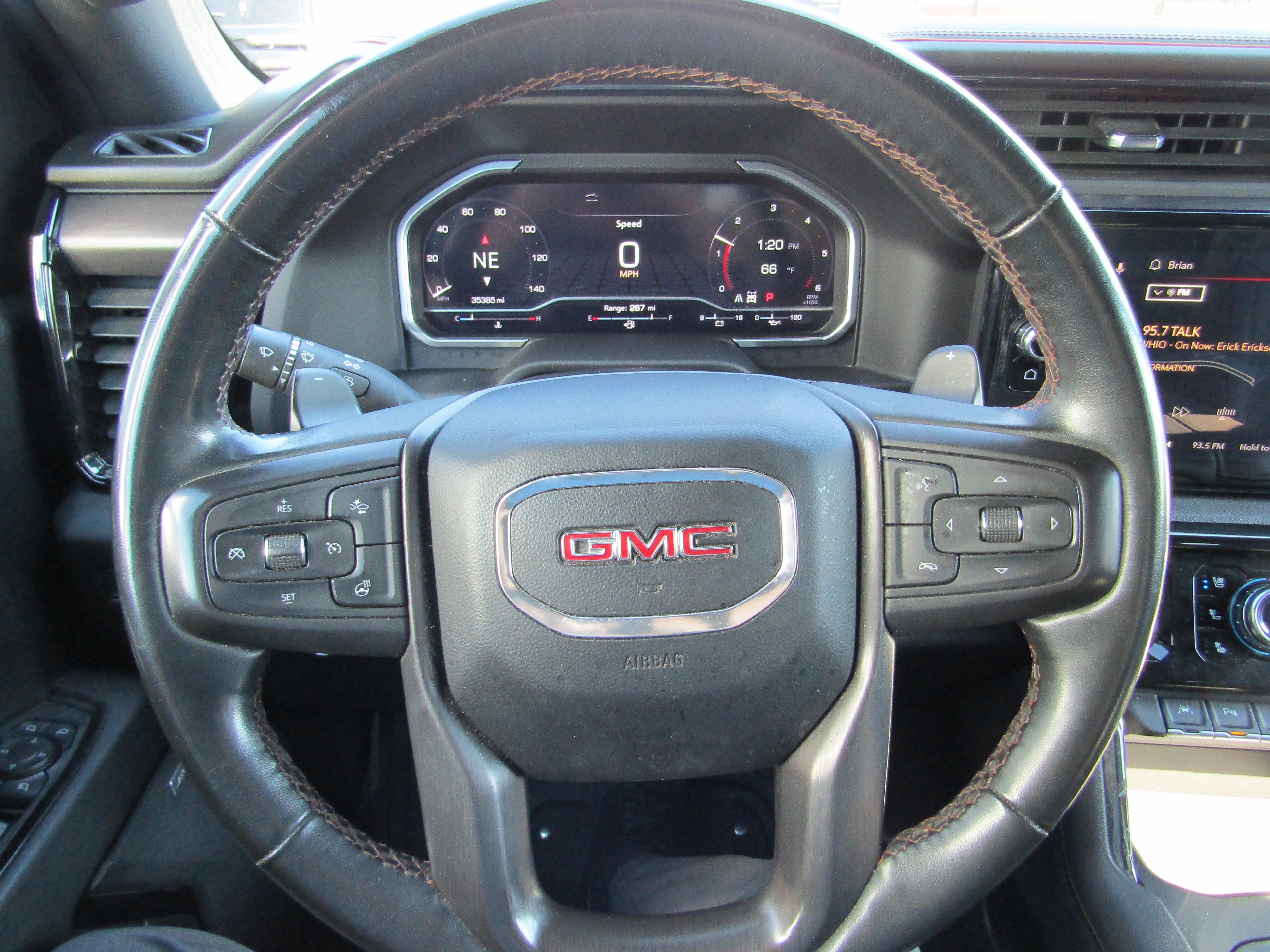 2023 GMC Sierra 1500 AT4