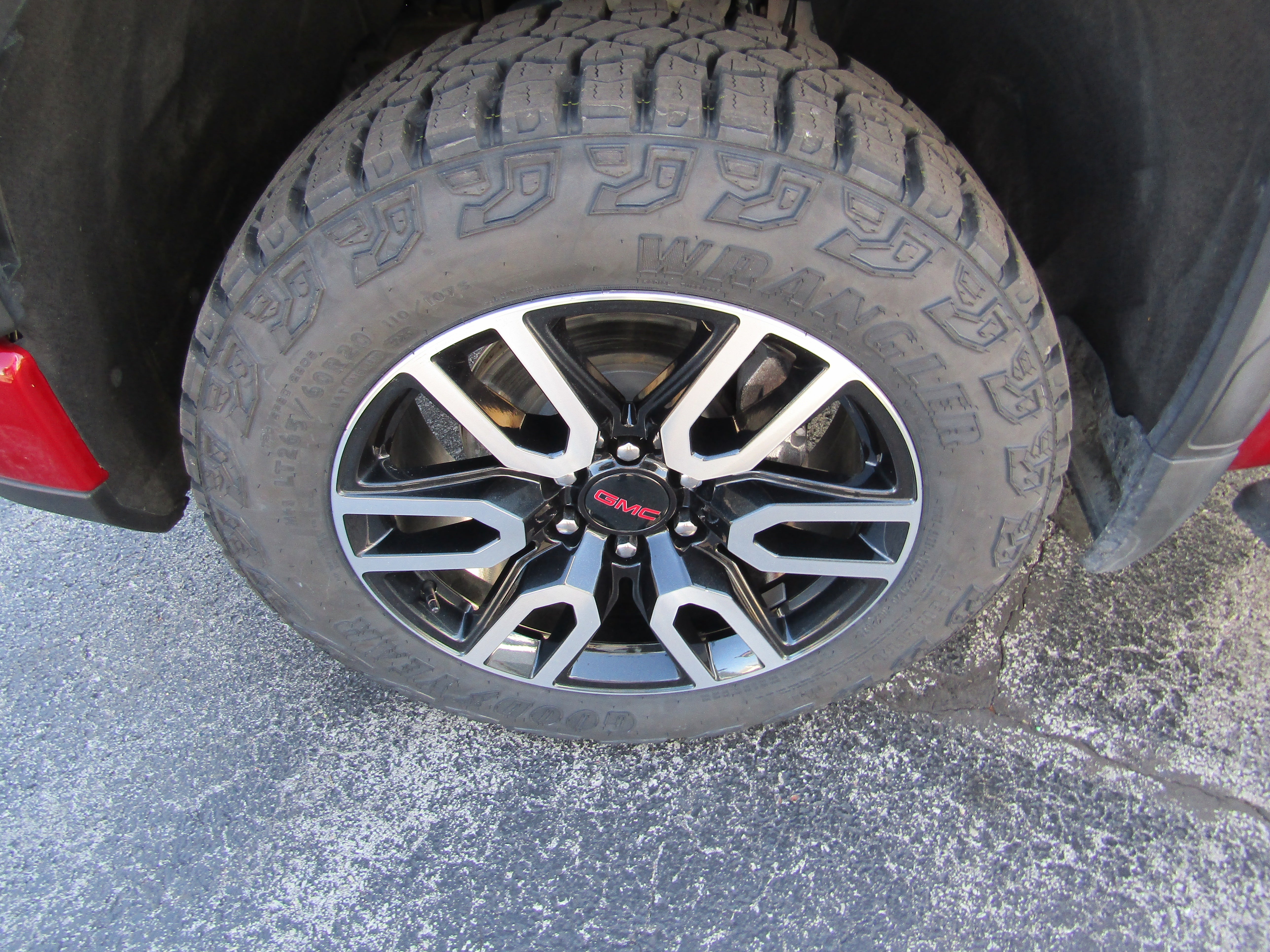 2023 GMC Sierra 1500 AT4