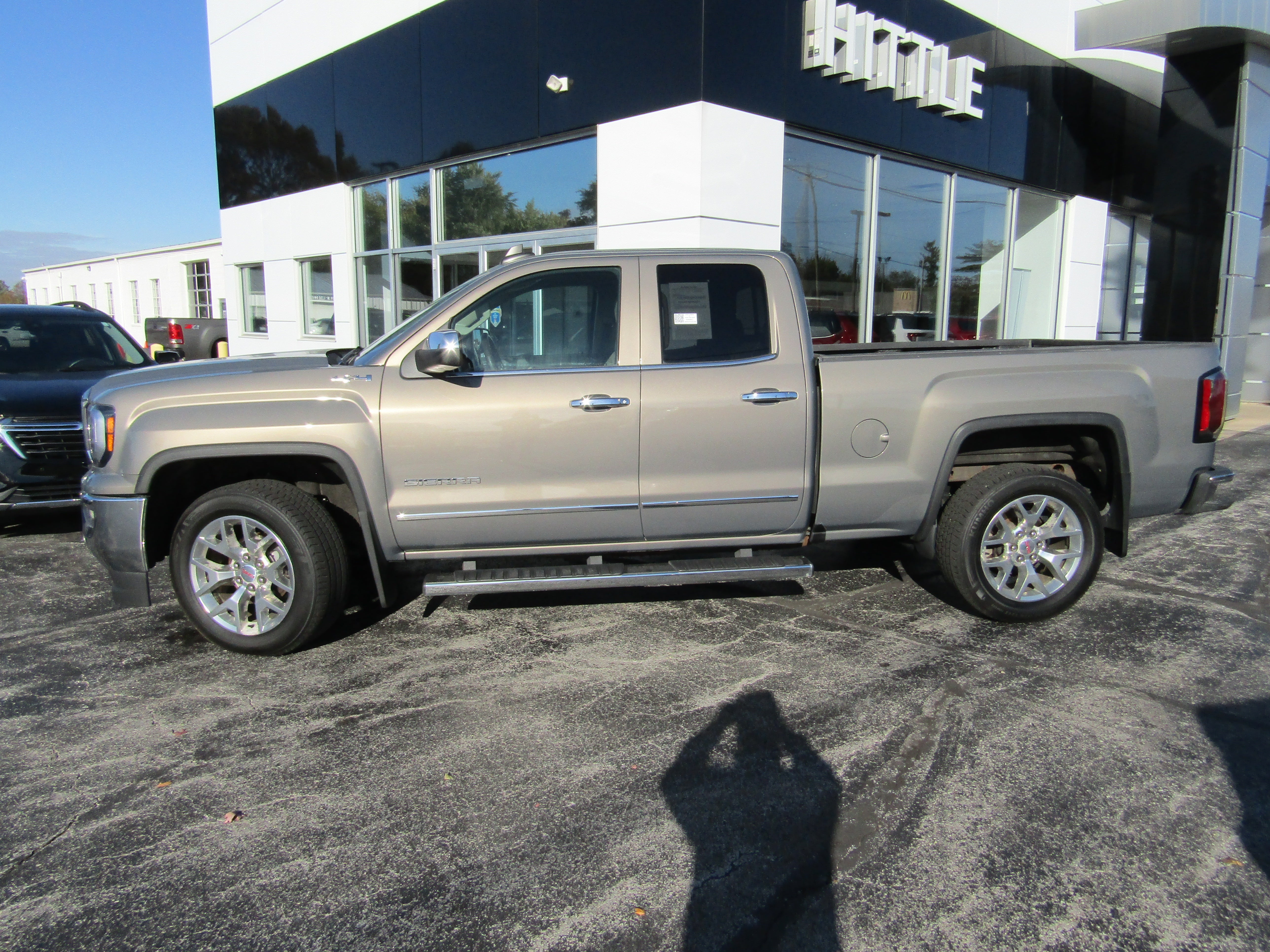 2017 GMC Sierra 1500 SLT