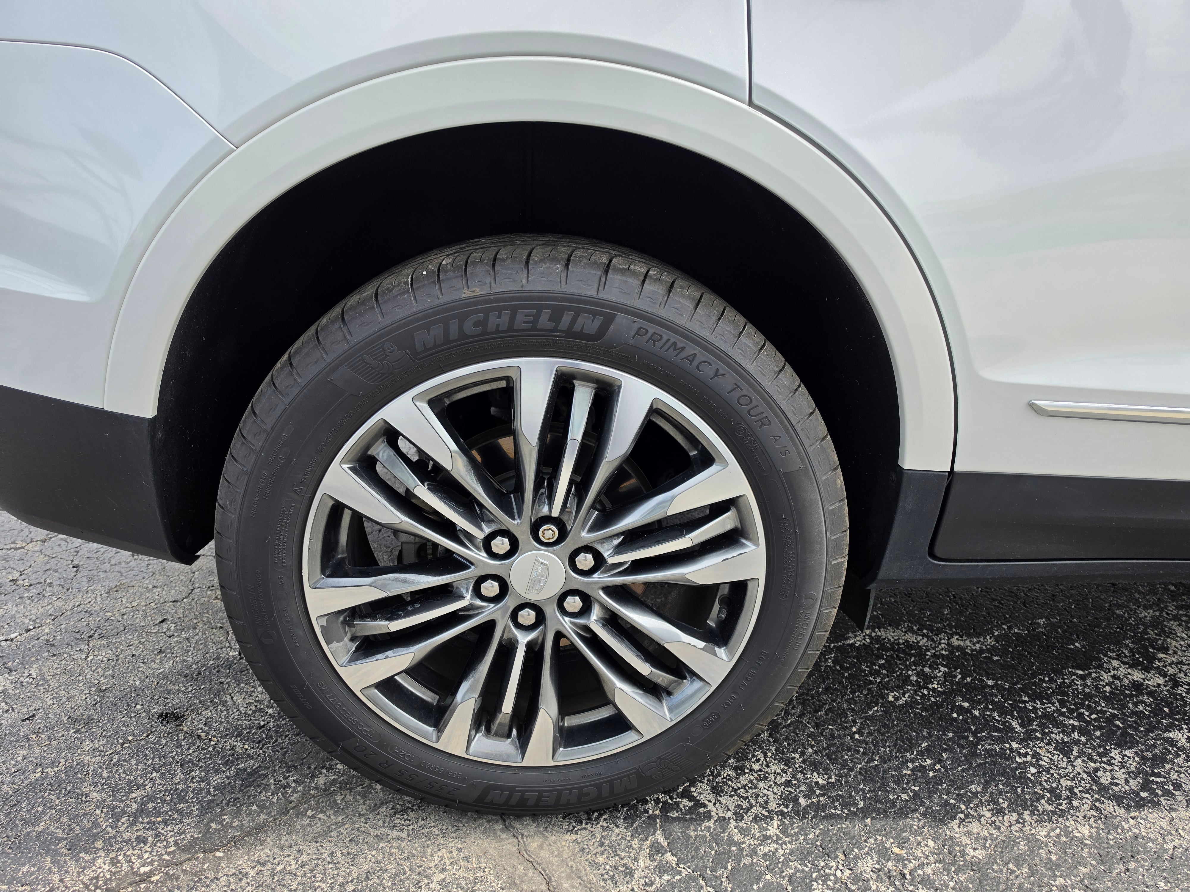 2019 Cadillac XT5 Luxury AWD