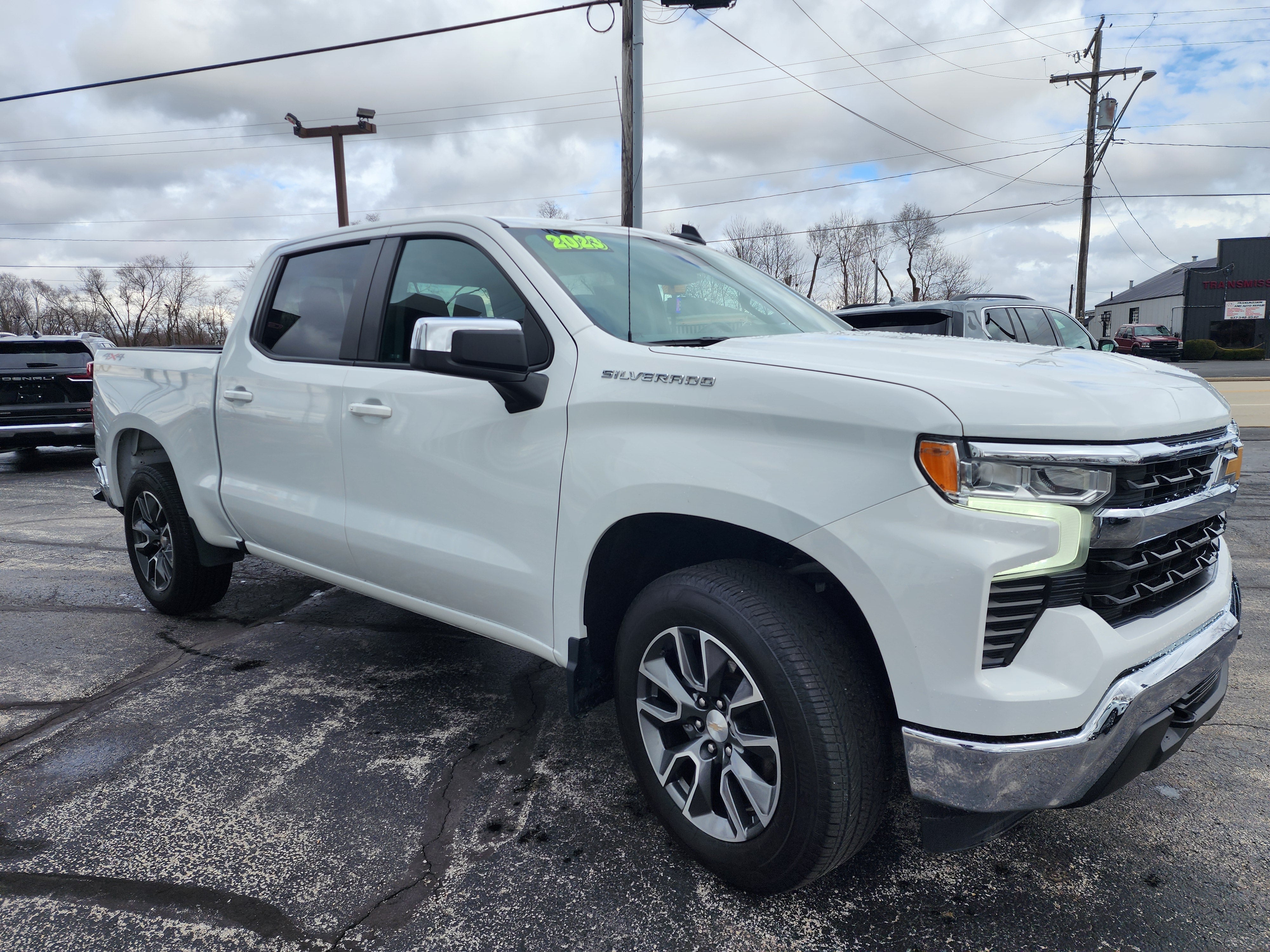 2023 Chevrolet Silverado 1500 LT (2FL)