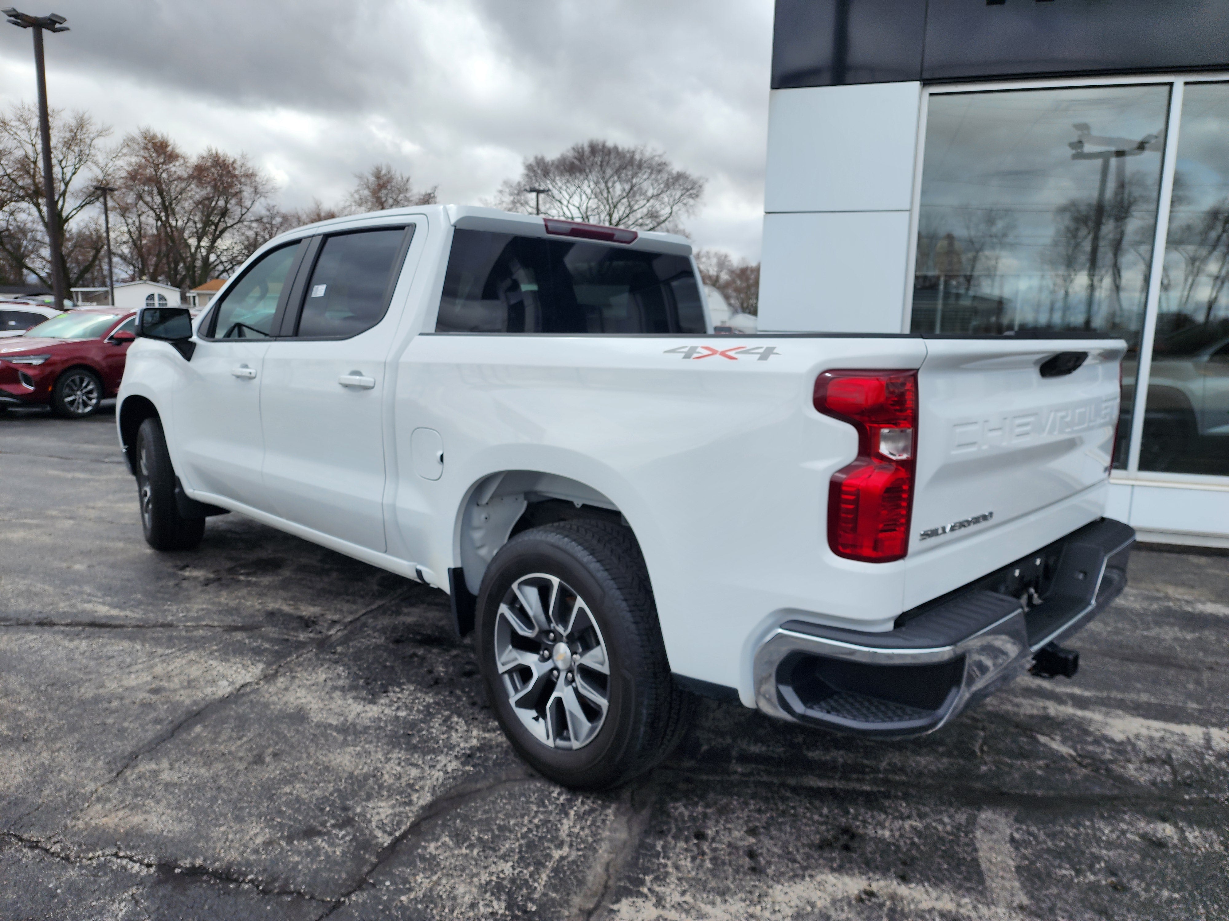 2023 Chevrolet Silverado 1500 LT (2FL)
