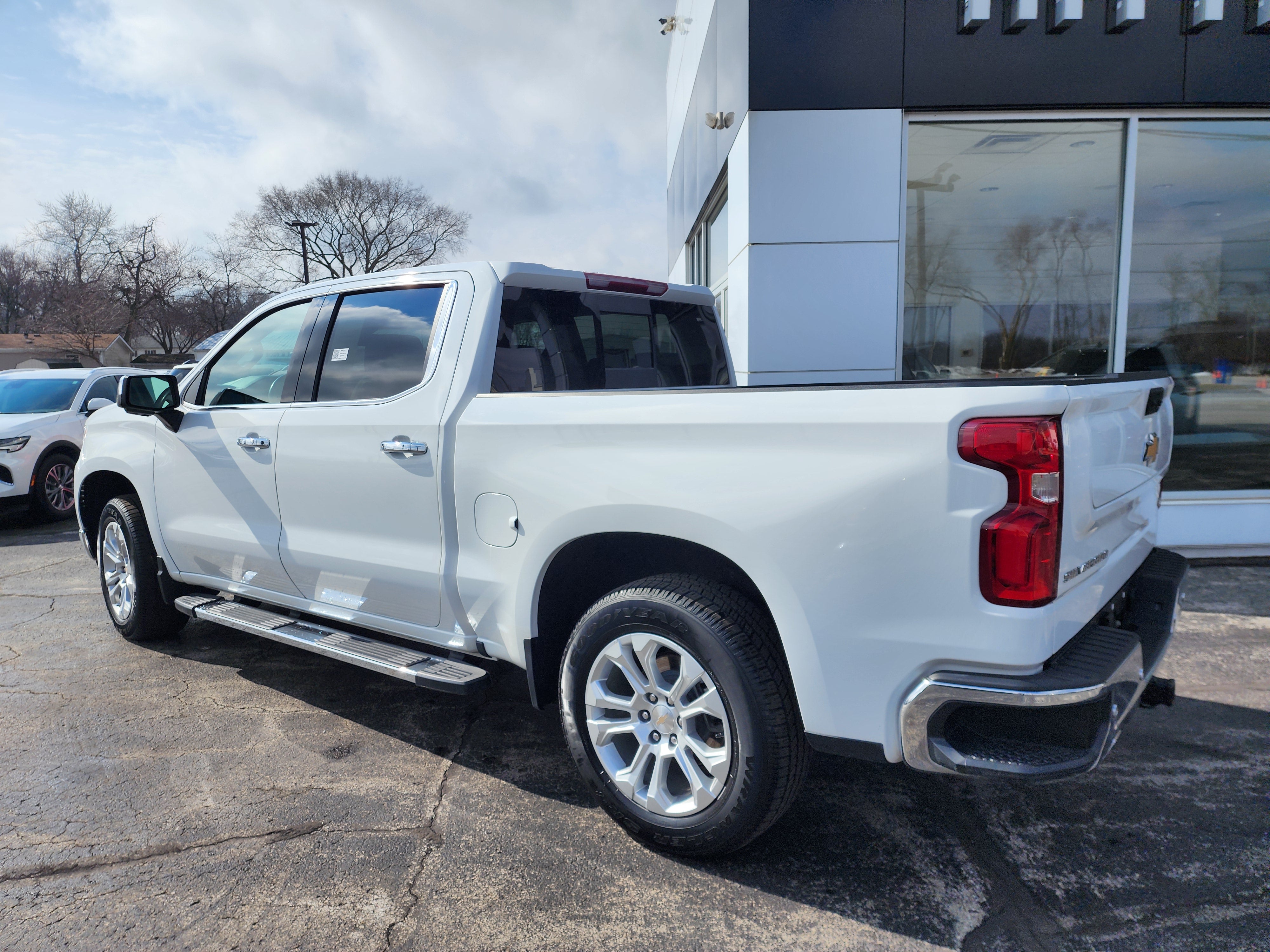 2023 Chevrolet Silverado 1500 LTZ