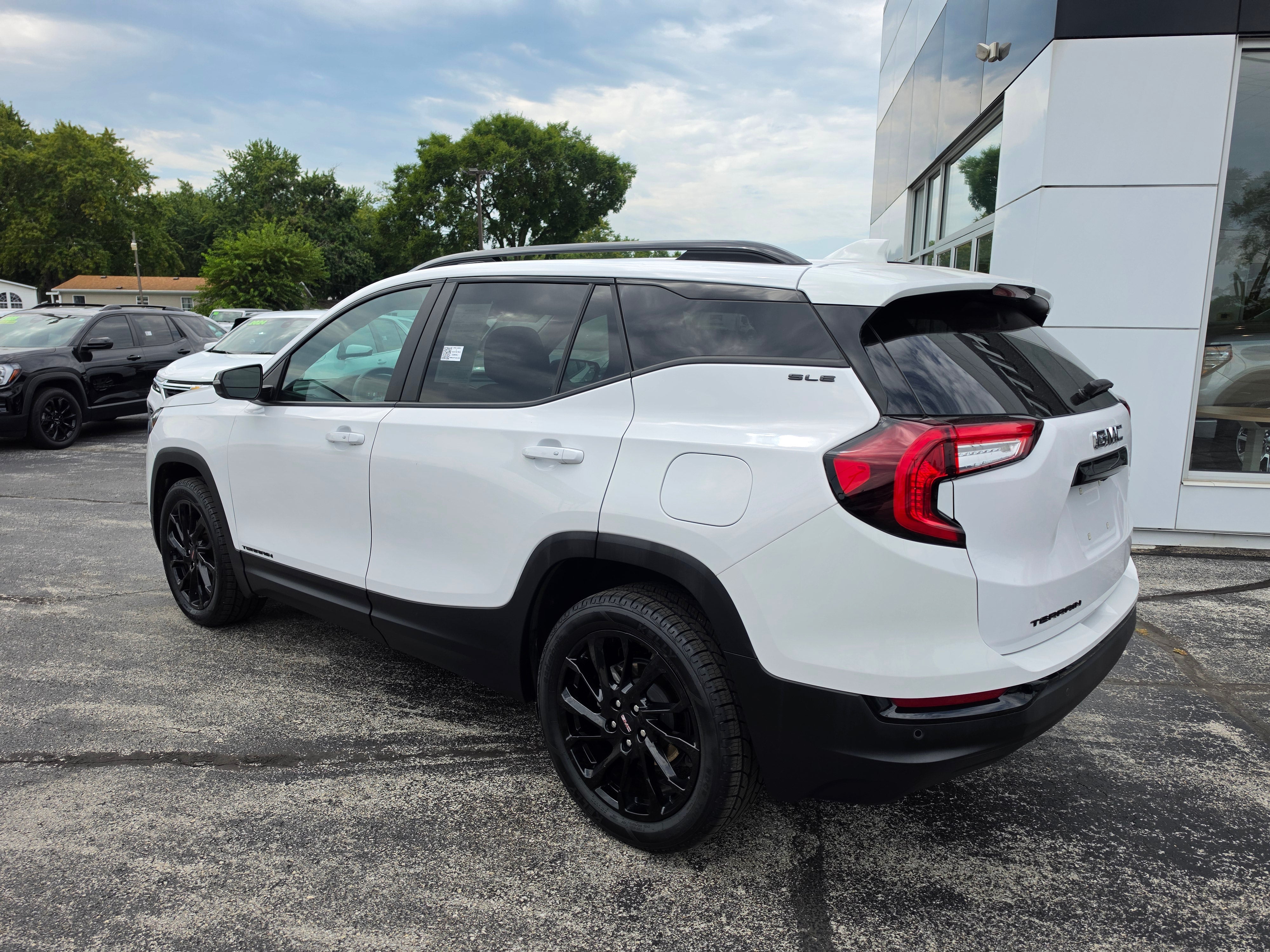 2024 GMC Terrain SLE