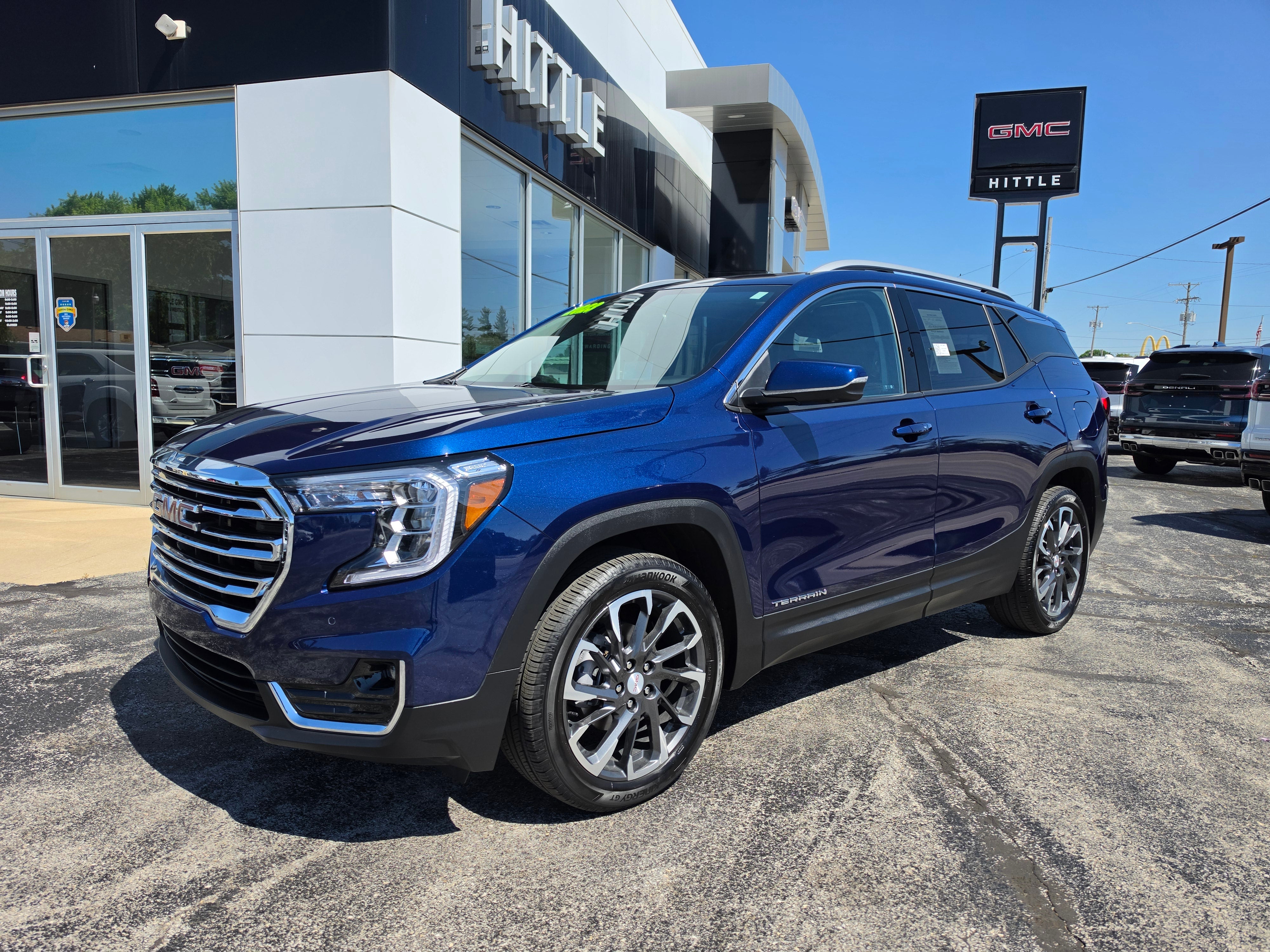 2023 GMC Terrain SLT