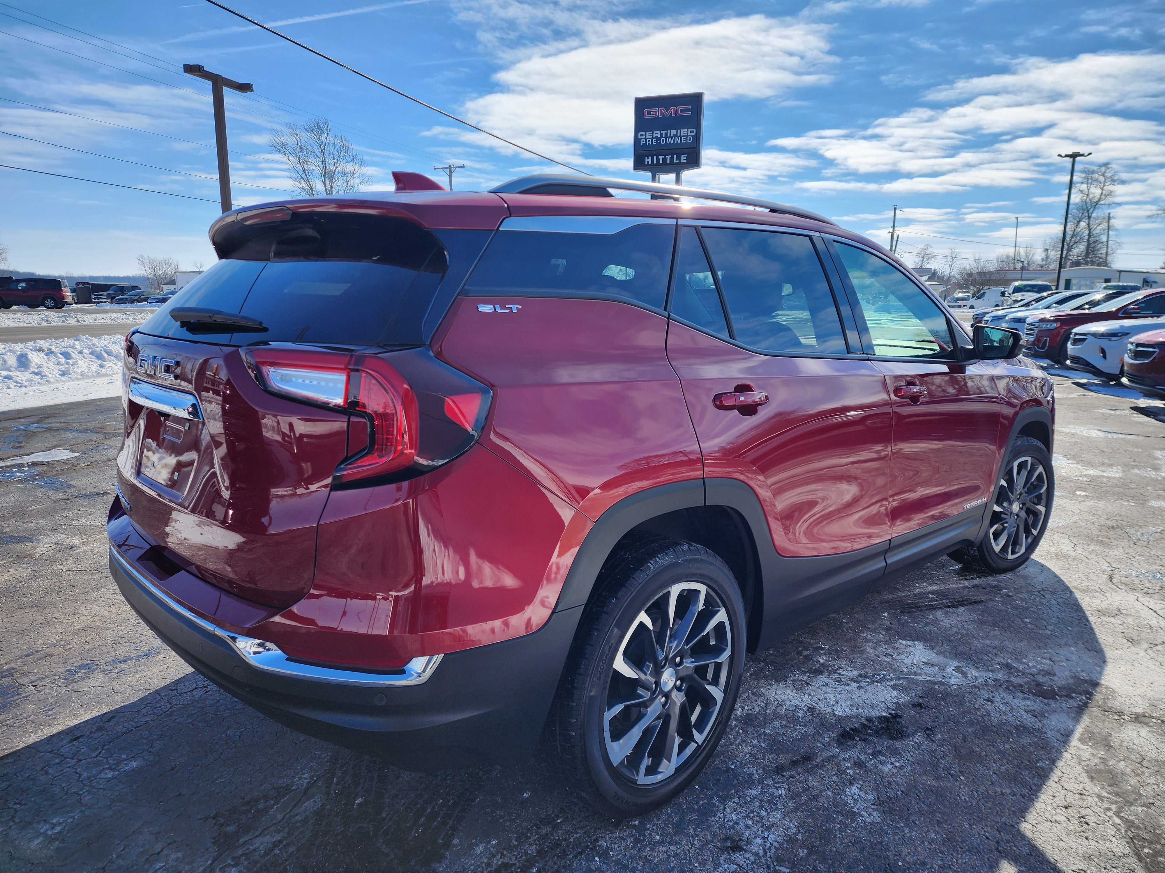 2022 GMC Terrain SLT