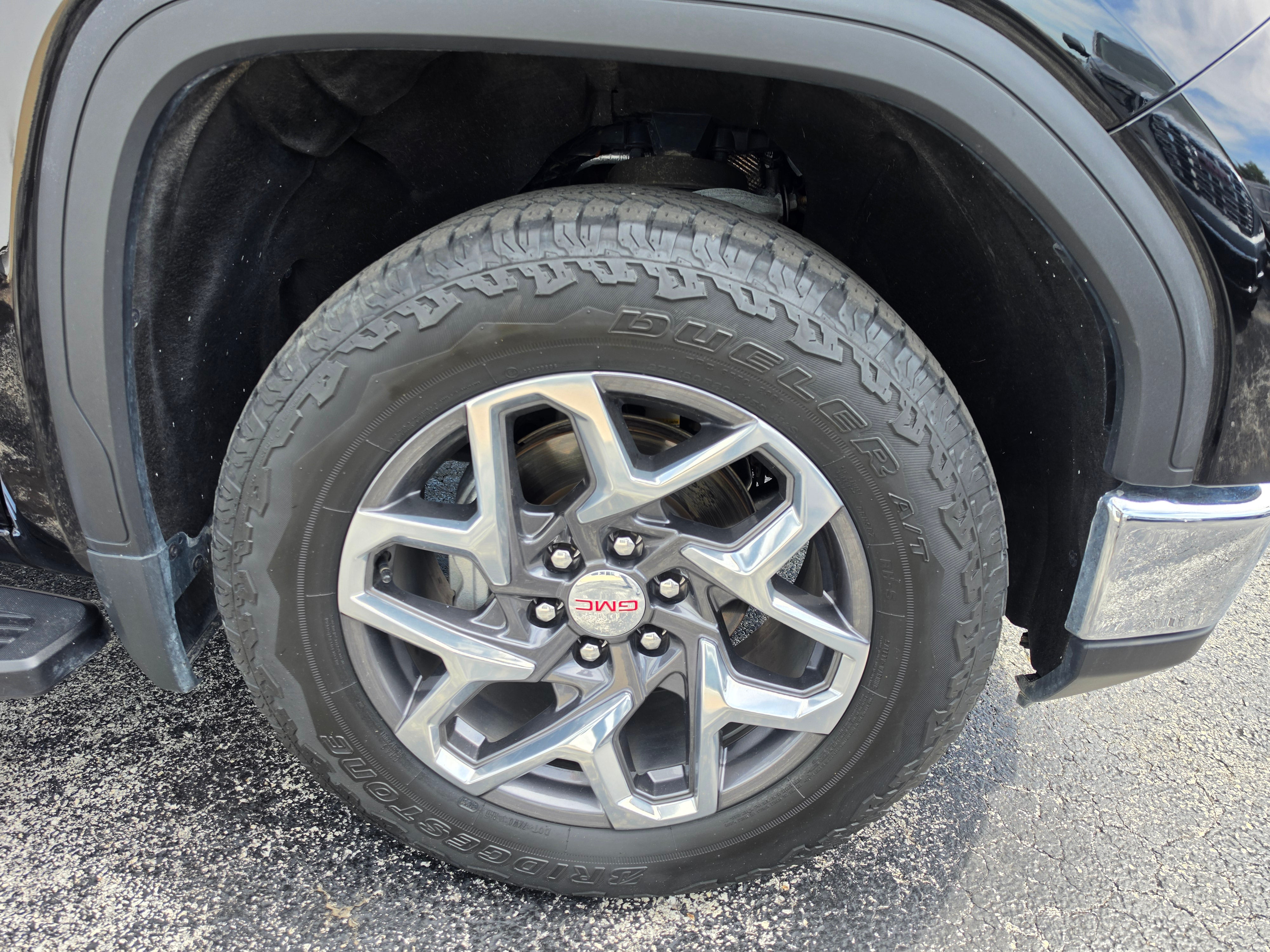 2024 GMC Sierra 1500 SLT