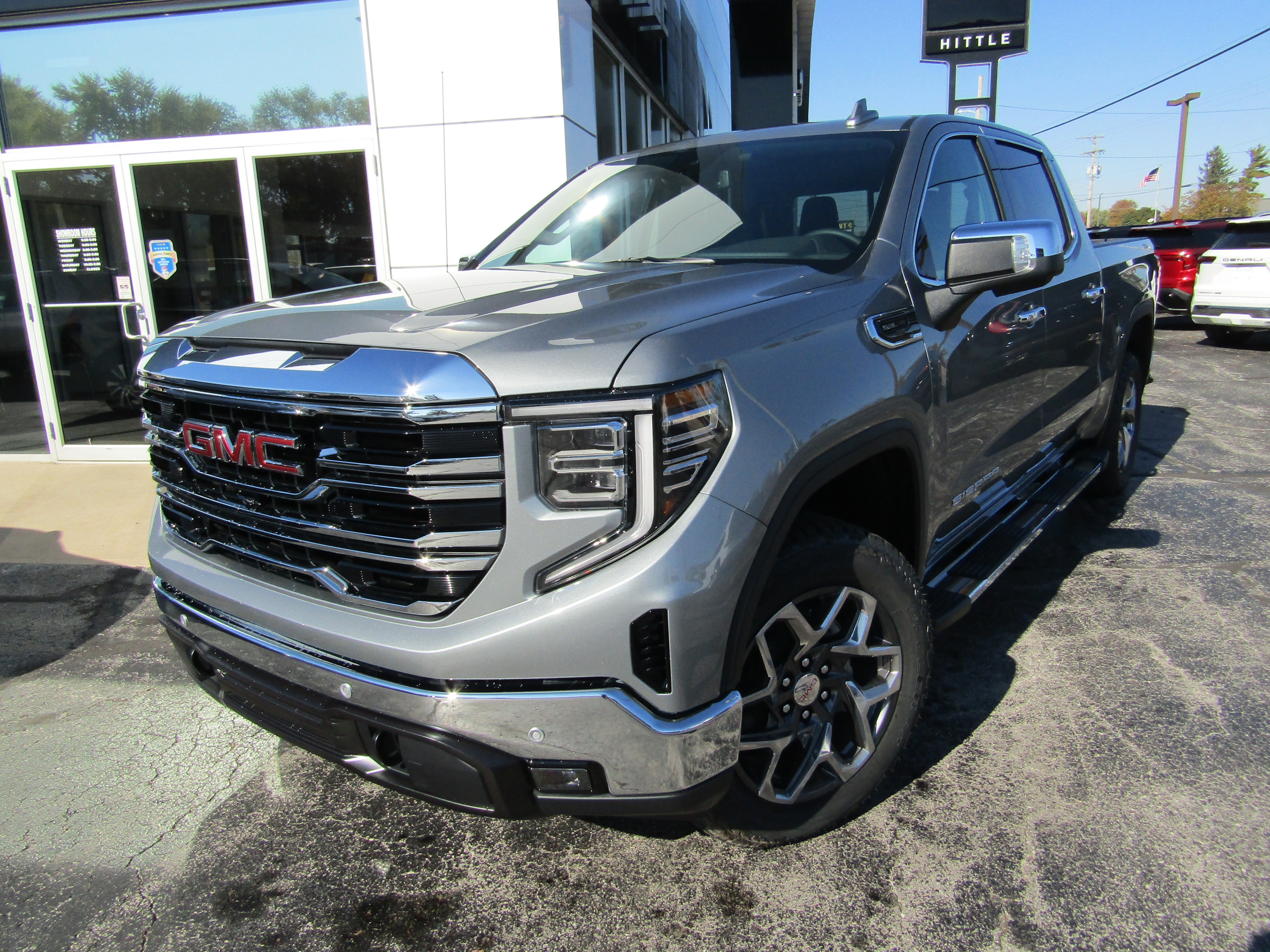 2026 GMC Sierra 1500 SLT