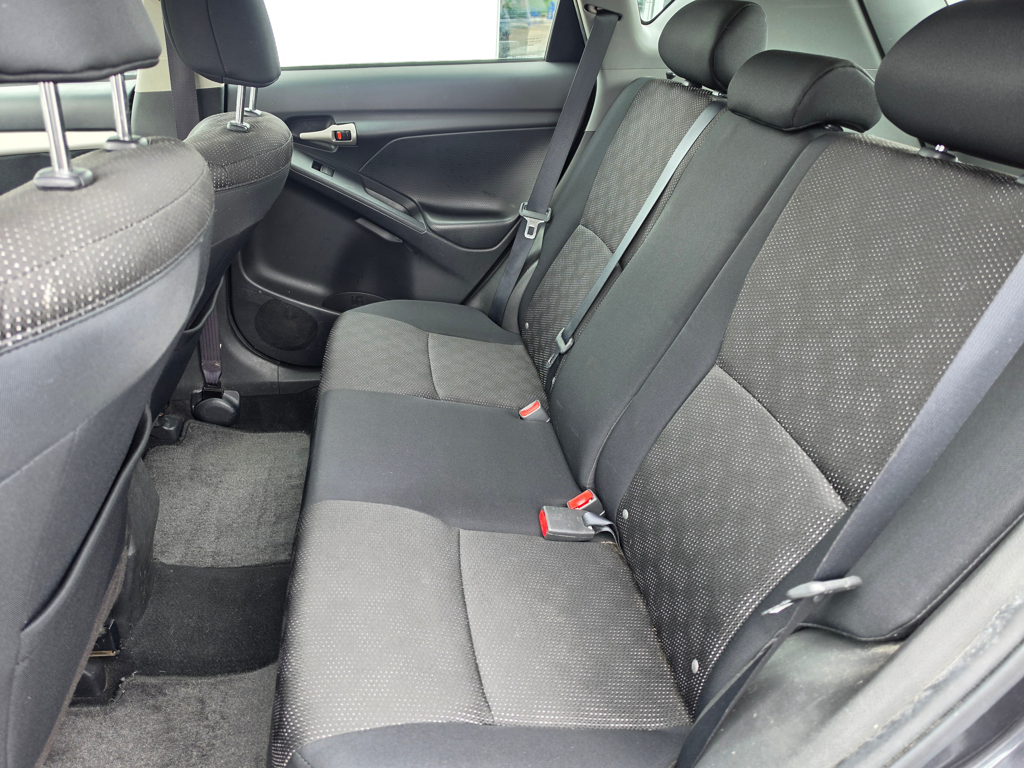 2009 Pontiac Vibe w/1SA